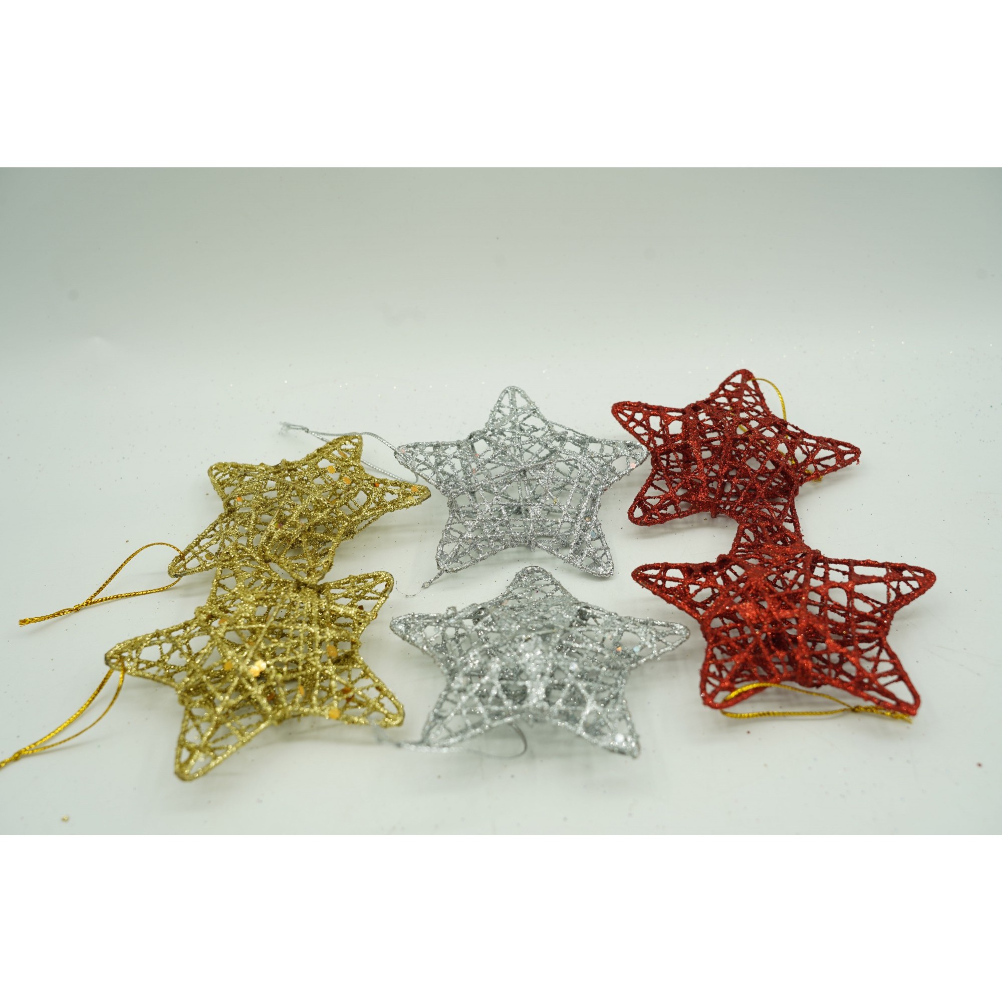 Set de 6 ornamente de brad, Flippy, de tip Stea, Multicolor, din metal, cu finisaj sclipitor , cutie  3  cm adancime x 27  cm lungime x 8  cm inaltime