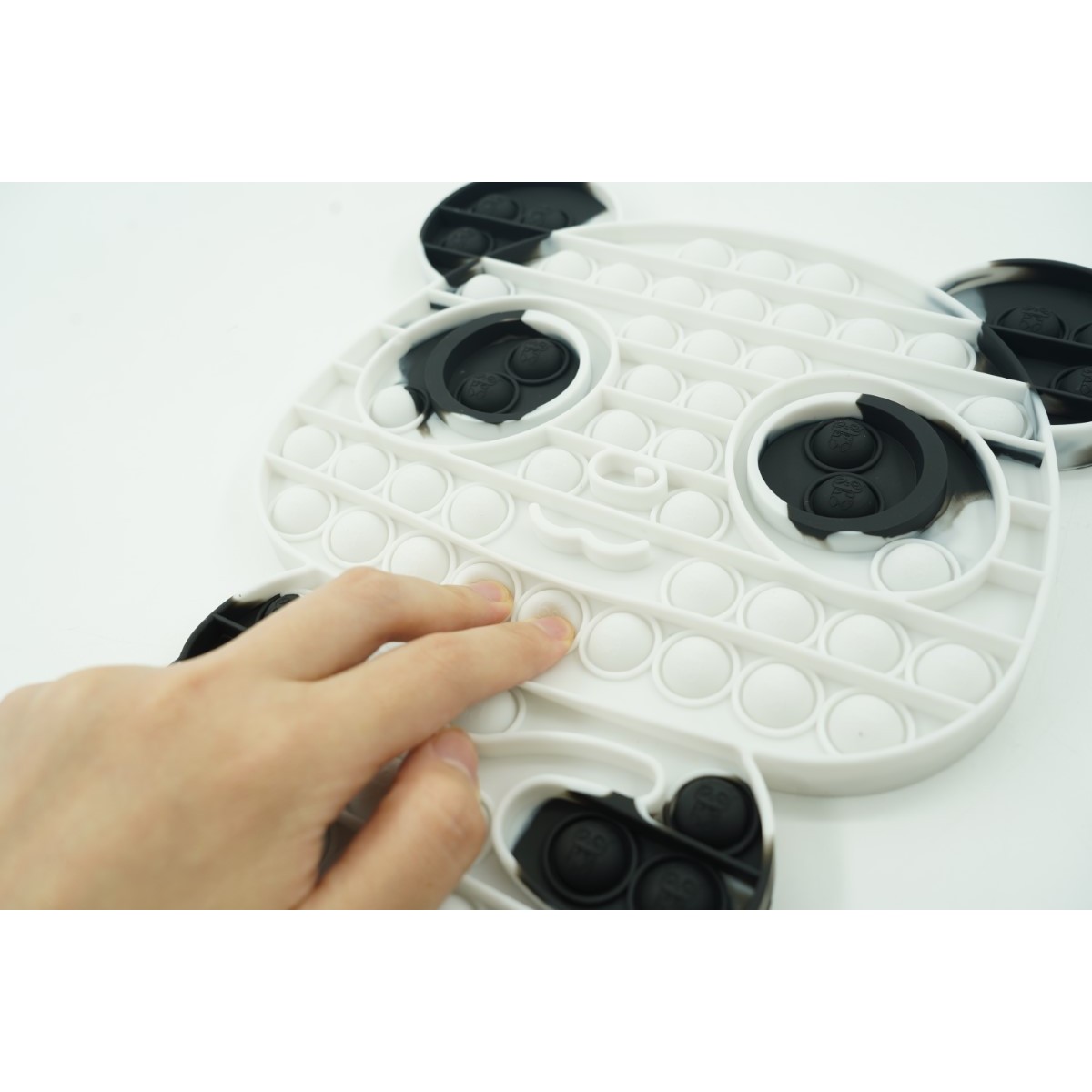 Jucarie antistres din silicon Flippy, Pop it Now and Flip It , Ursulet Panda, Alb/Negru