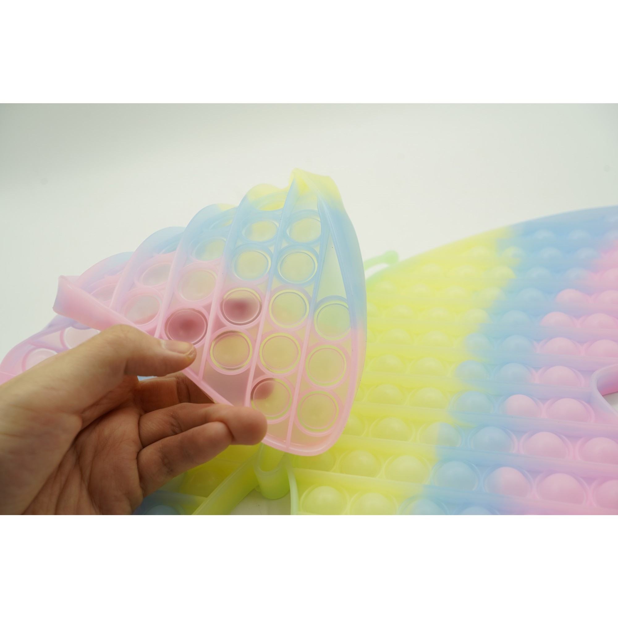 Jucarie antistres din silicon Flippy®, Pop it Now and Flip It, Fluture, 30 cm, Fosforescent, Multicolor