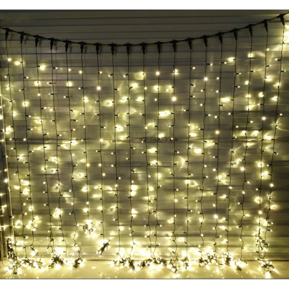 Instalatie Craciun Profesionala de Exterior IP65, Tip Perdea, 5m x 5m, 2500 Led-uri Mari, Alb cald, cu flash, Alimentator si prelungitor 6,5 m, Interconectabila, Fir negru, Flippy