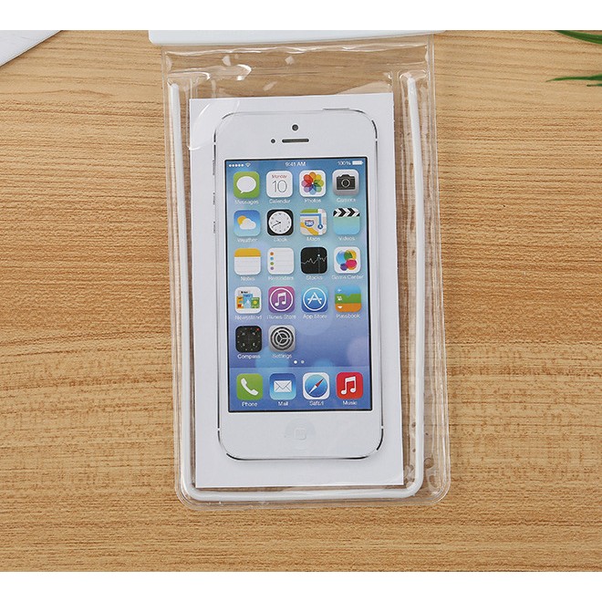 Husa subacvatica Fosforescenta Waterproof Flippy, Snowproof, Lumineaza in intuneric, Universala, cu Snur, pentru telefon sau documente, Alb