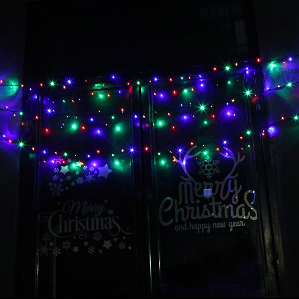 Instalatie de Craciun Muzicala Fir Negru Tip Sir 100 LED -uri Multicolor