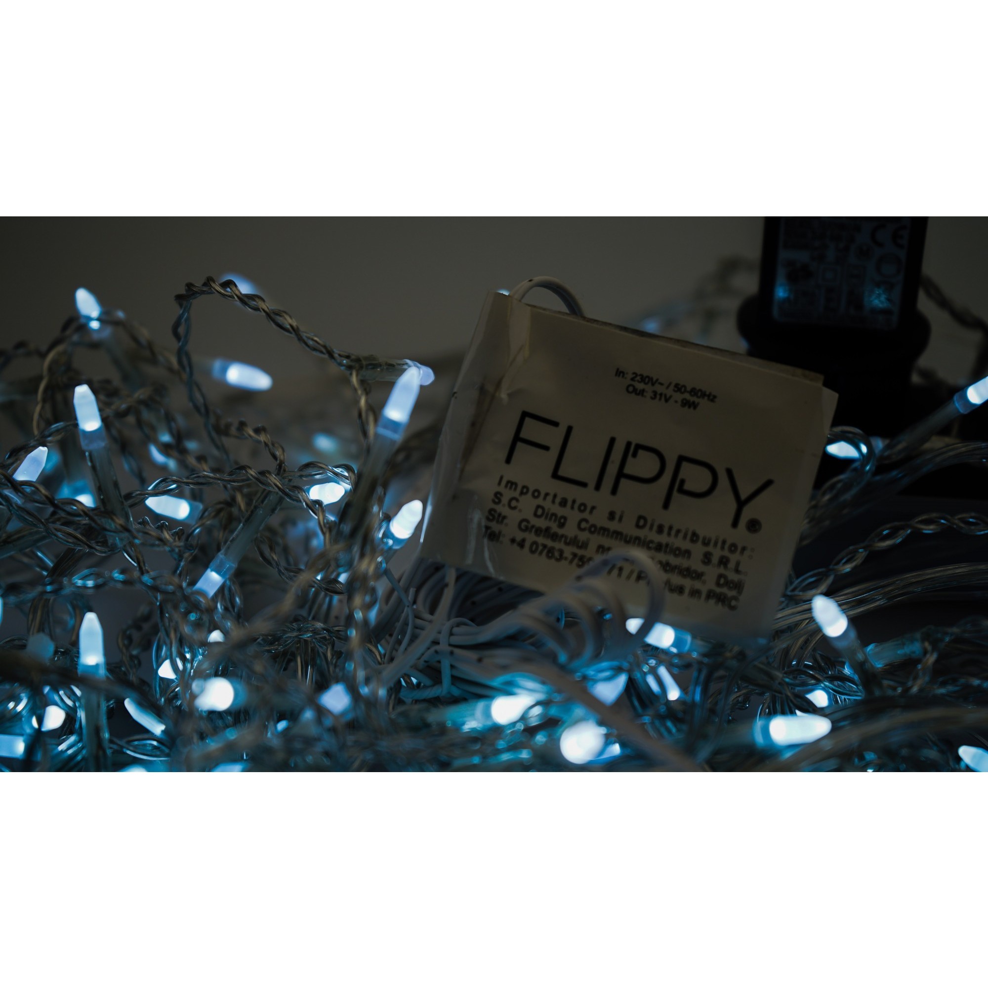 Sectiune Instalatie de Craciun, Flippy®, Tip Turturi, 5 m, 143 LED-uri, cu Flash, Fir Alb, Lumina Alb Rece, IP44, Interconectabila