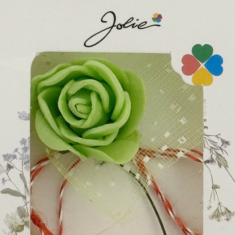 Martisor Motiv Floral, Jolie, Model Trandafir, cu Snur Alb/Rosu, 9 x 5 cm, Verde deschis