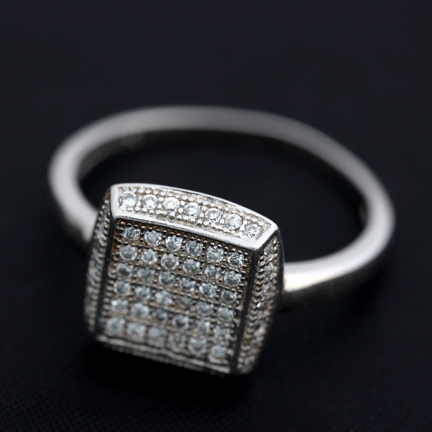 Inel de dama din Argint 925 cu model patrat si zirconii, marimea 57