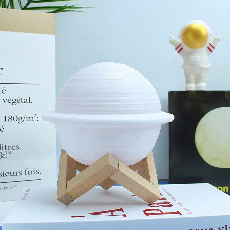 Lampa de Veghe, Flippy, Model Planeta Saturn, 3D, Lumina Alb Cald, Suport din Plastic, cu Baterii, 13 cm, Alb