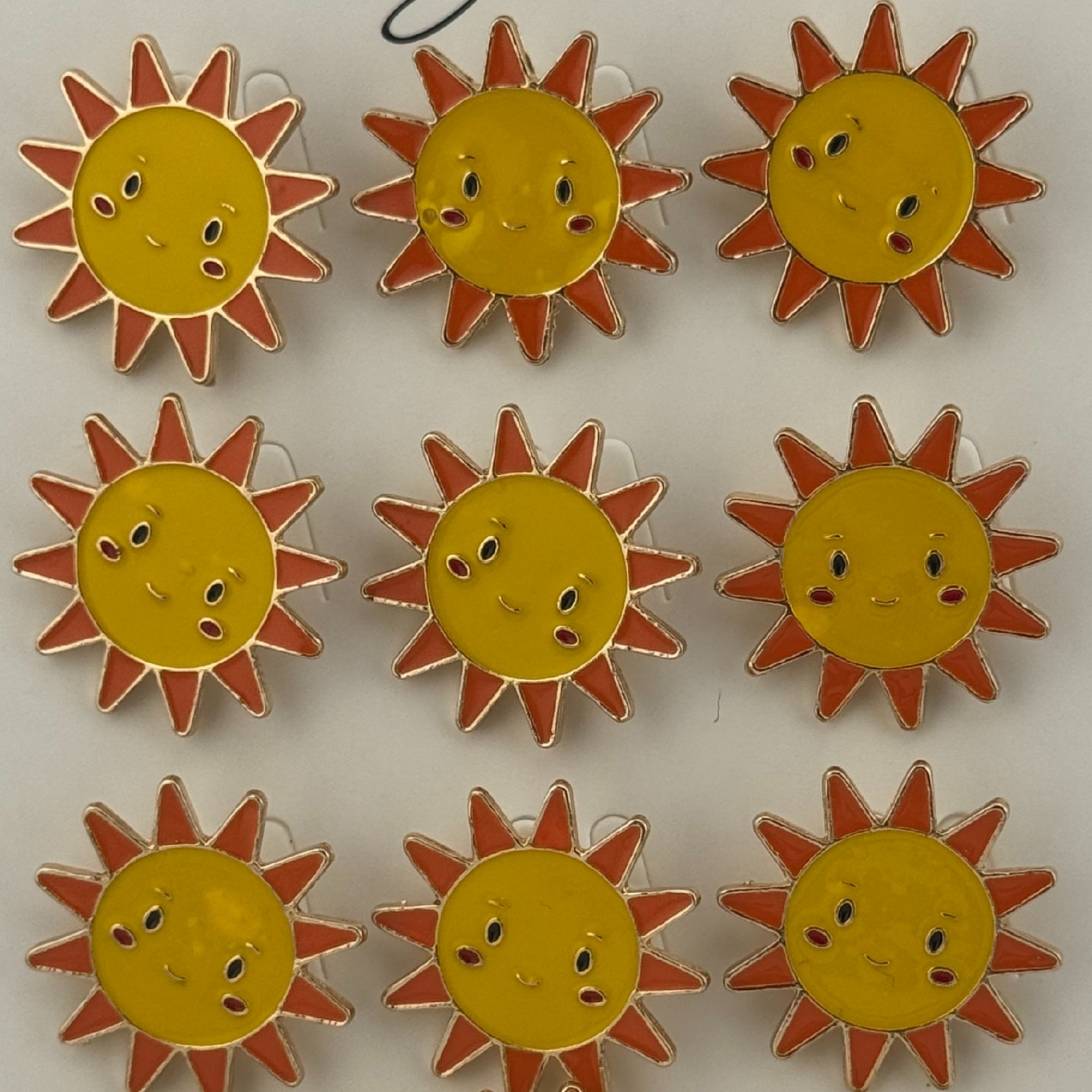 Set 12 Brose Martisor pentru Copii, Jolie, Model Soare, Galben