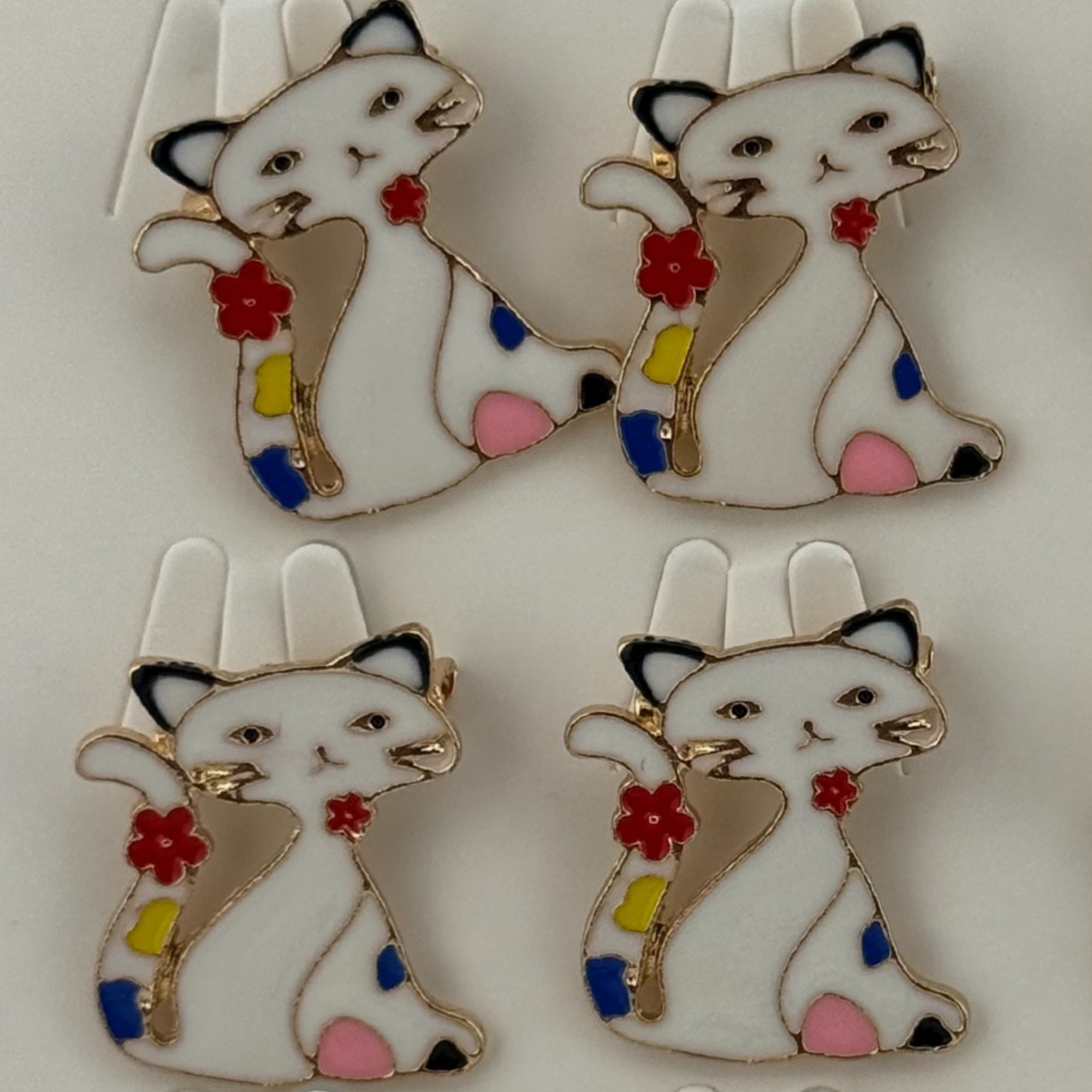 Set 12 Brose Martisor pentru Copii, Jolie, Model Pisica, Alb