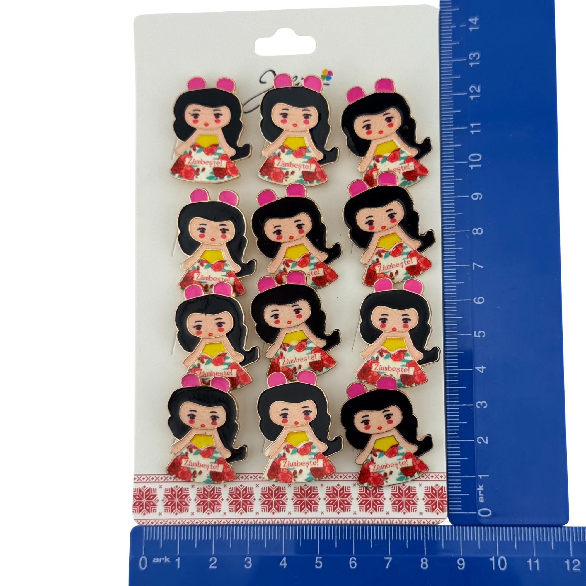 Set 12 Brose Martisor pentru Copii, Jolie, Model Fetita, cu Mesaj Zambeste, Multicolor