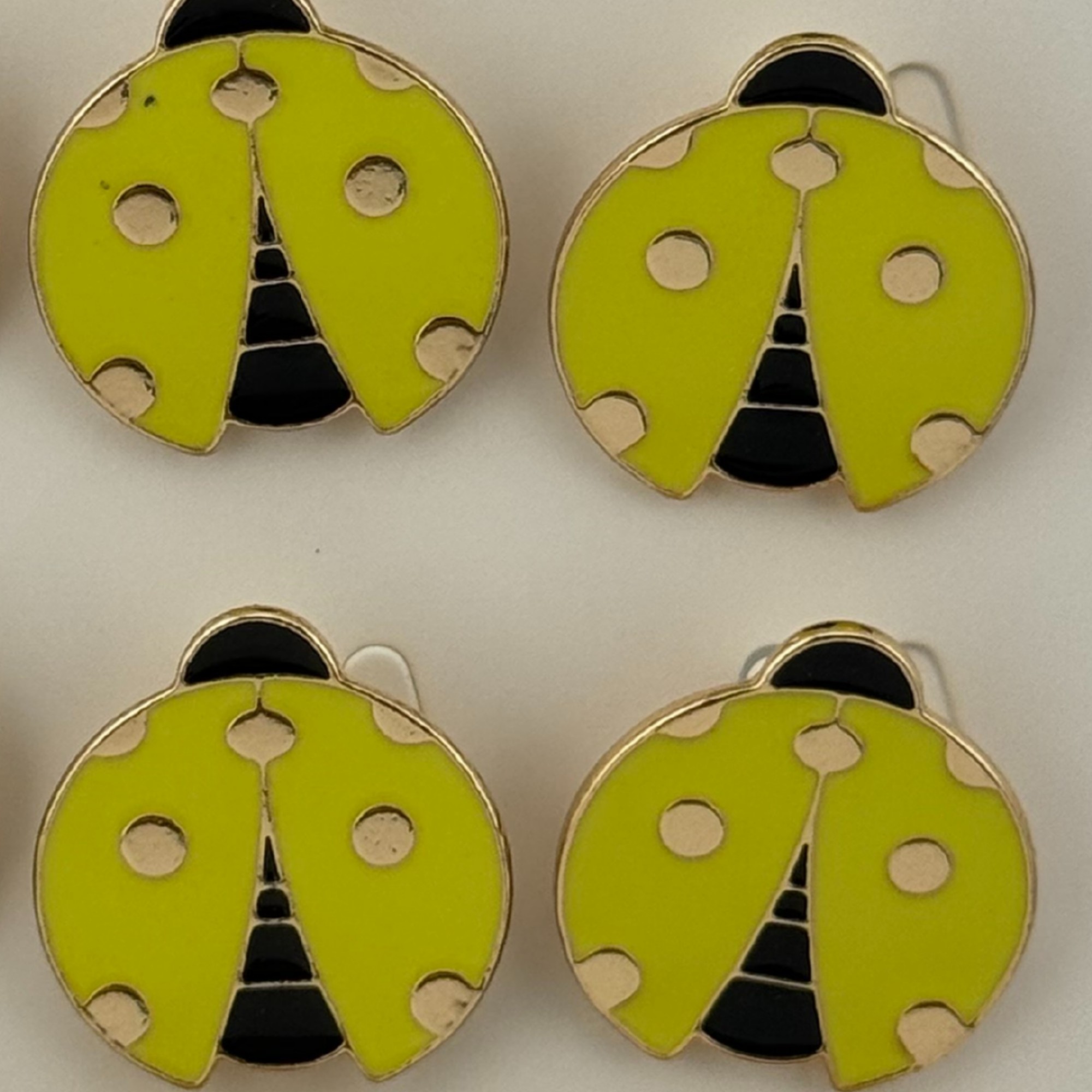 Set 12 Brose Martisor pentru Copii, Jolie, Model Buburuza, Auriu