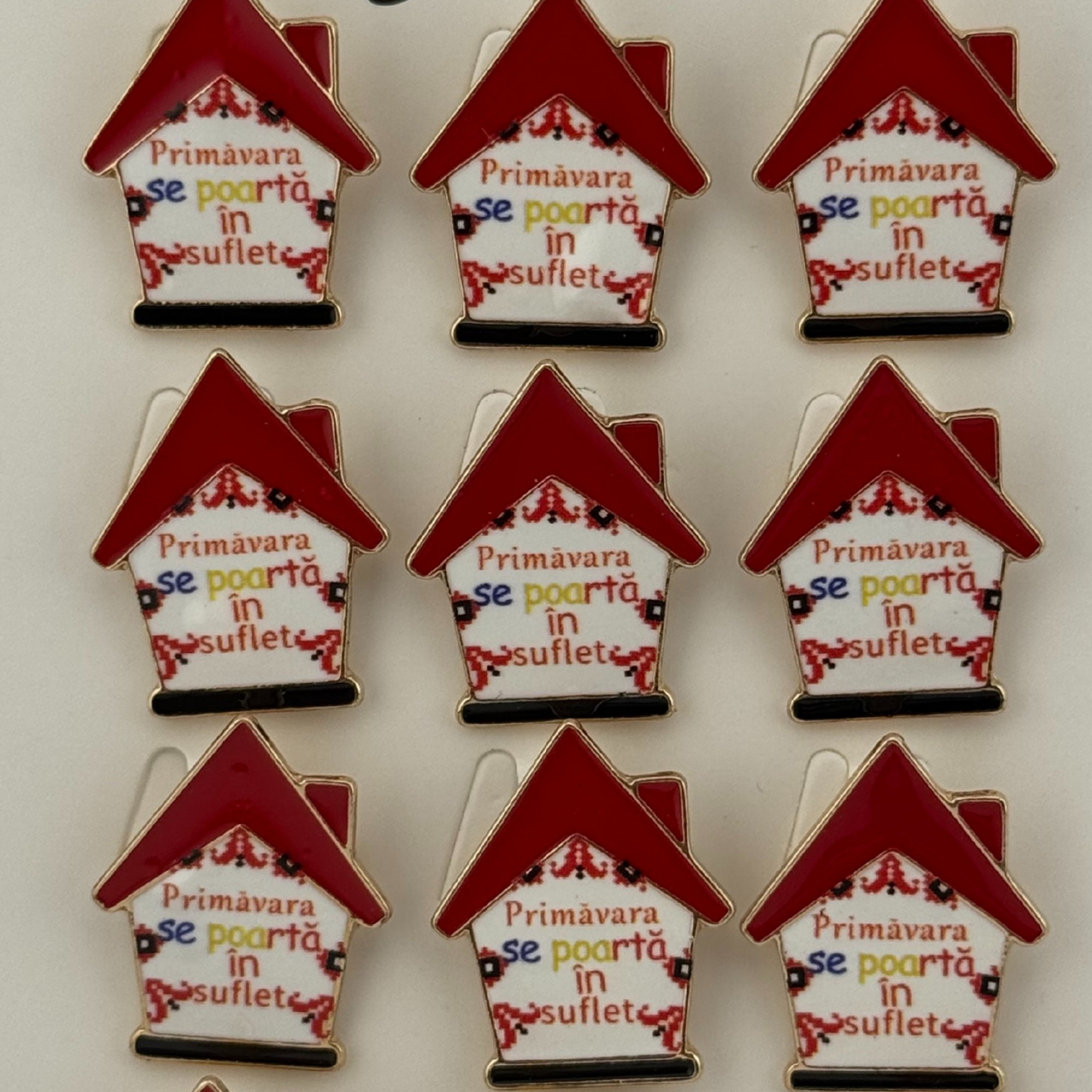 Set 12 Brose Martisor Primavara, Jolie, Model Casa, Mesaj Primavara se Poarta in Suflet, Multicolor