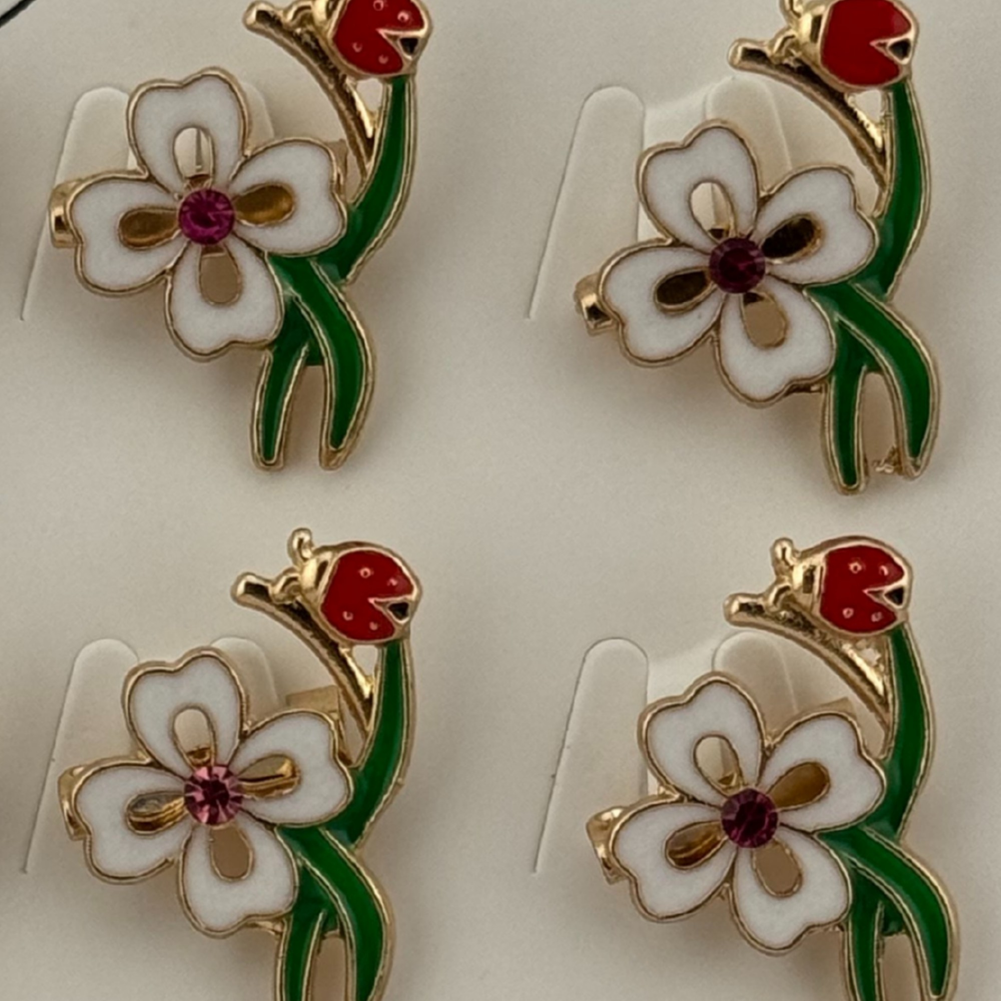 Set 12 Brose Martisor Primavara, Jolie, Model Trifoi cu Buburuza, Verde Alb Rosu