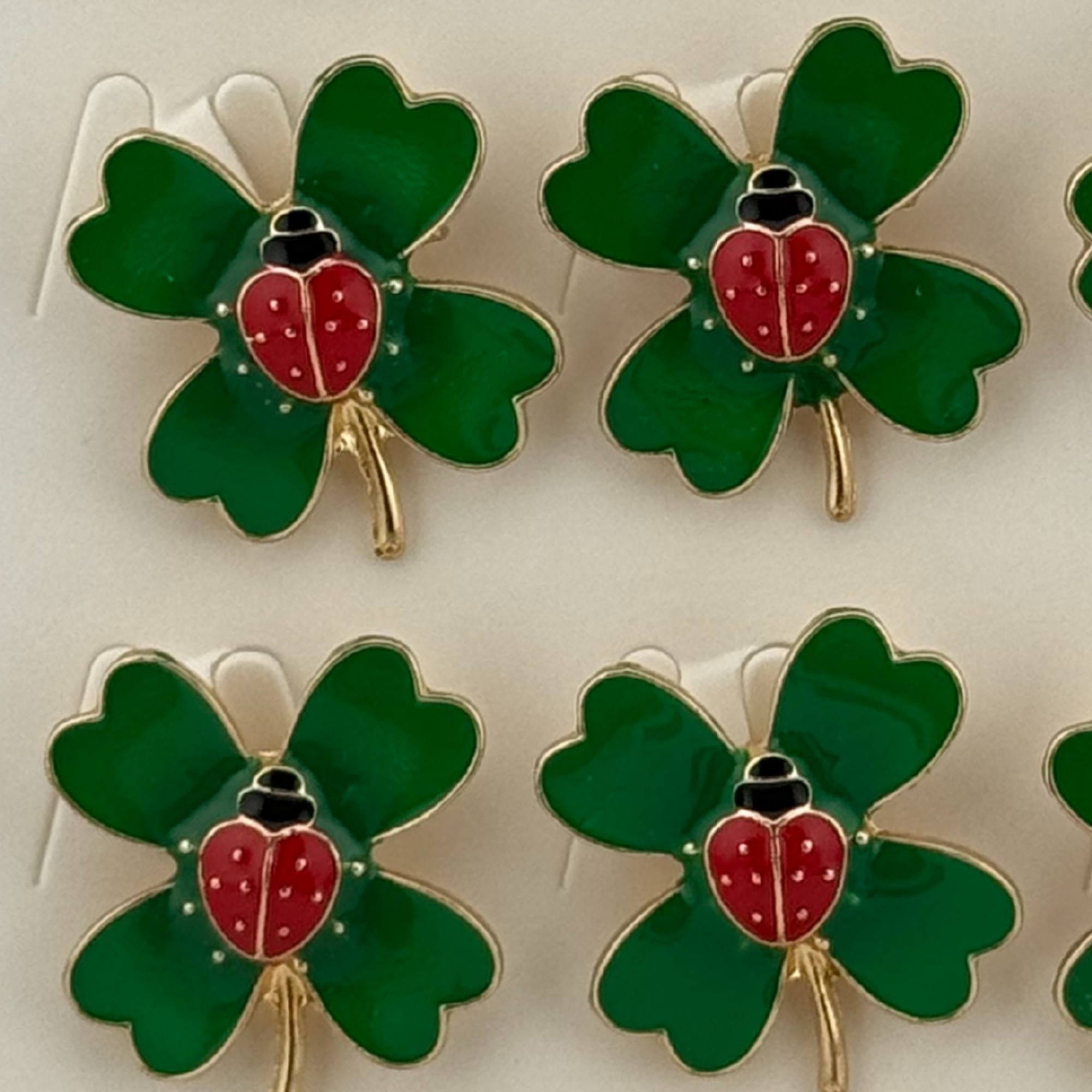 Set 12 Brose Martisor Primavara, Jolie, Model Buburza pe Trifoi, Verde