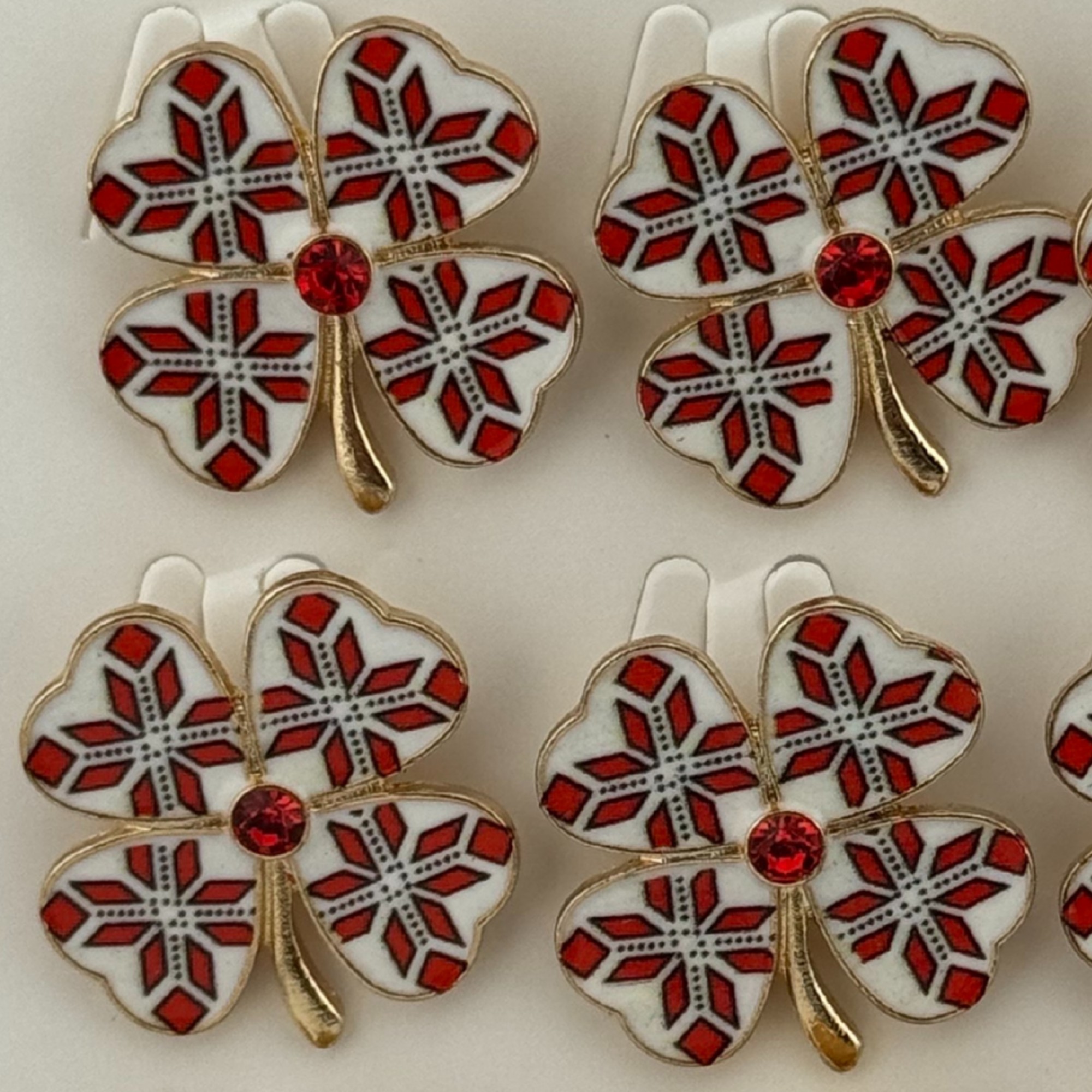 Set 12 Brose Martisor Primavara, Jolie, Model Trifoi Traditional cu Piatra Rosie