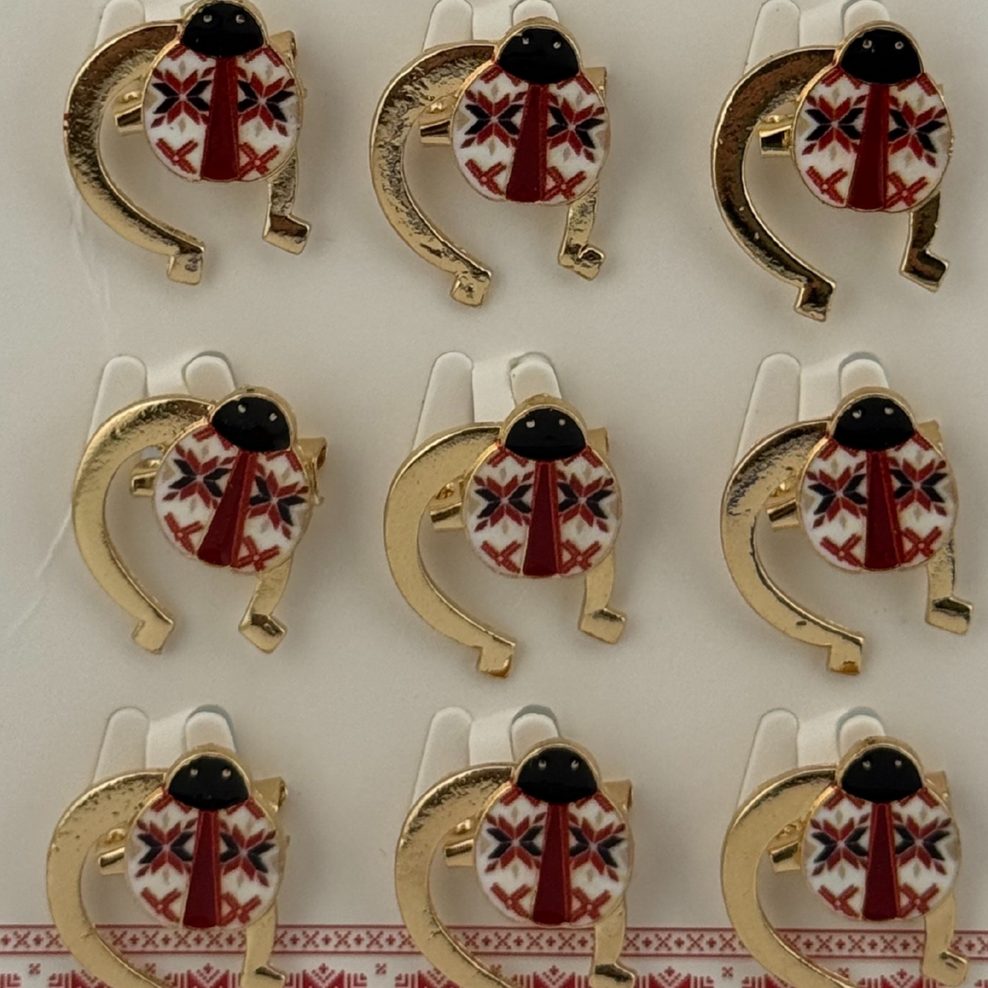 Set 12 Brose Martisor Primavara, Jolie, Model Buburuza cu Motiv Traditional in Potcoava