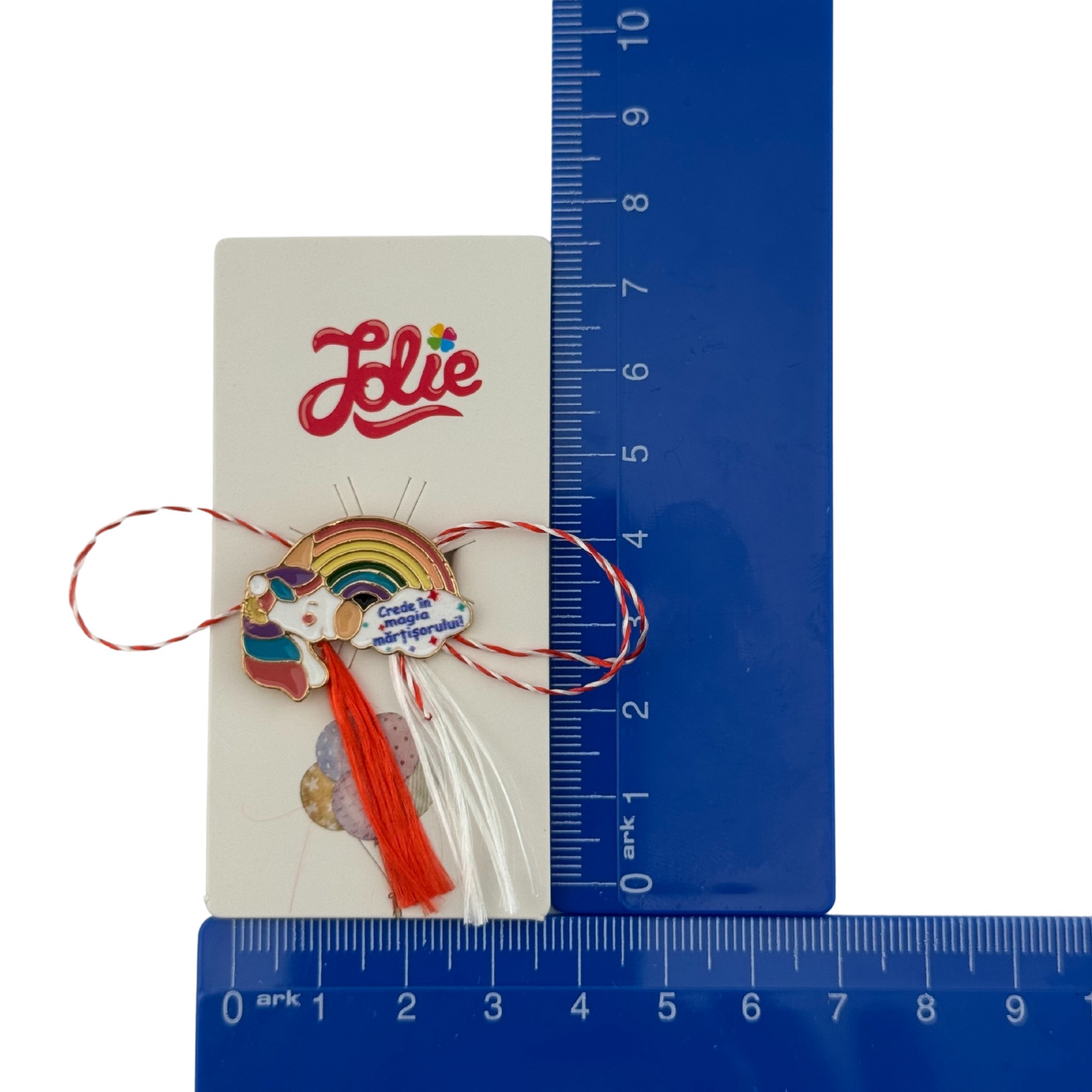 Martisor pentru copii, Jolie, Material Metal, Ambalaj Carton cu Design, Dimensiune Brosa Aproximativ 2x2 cm, Multicolor, cu Mesaj, Model Curcubeu si Unicorn