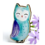 Martisor pentru copii, Brosa, Material Metal, Ambalaj Carton cu Design, Deimensiune Brosa Aproximativ 2 x 2 cm, Multicolor, Model 38