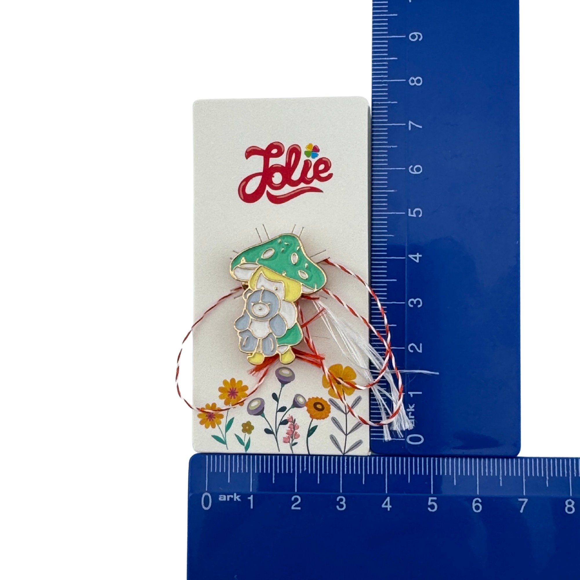 Martisor pentru copii, Jolie, Material Metal, Ambalaj Carton cu Design, Dimensiune Brosa Aproximativ 2x2 cm, Multicolor, Model Ciuperca si Ursulet