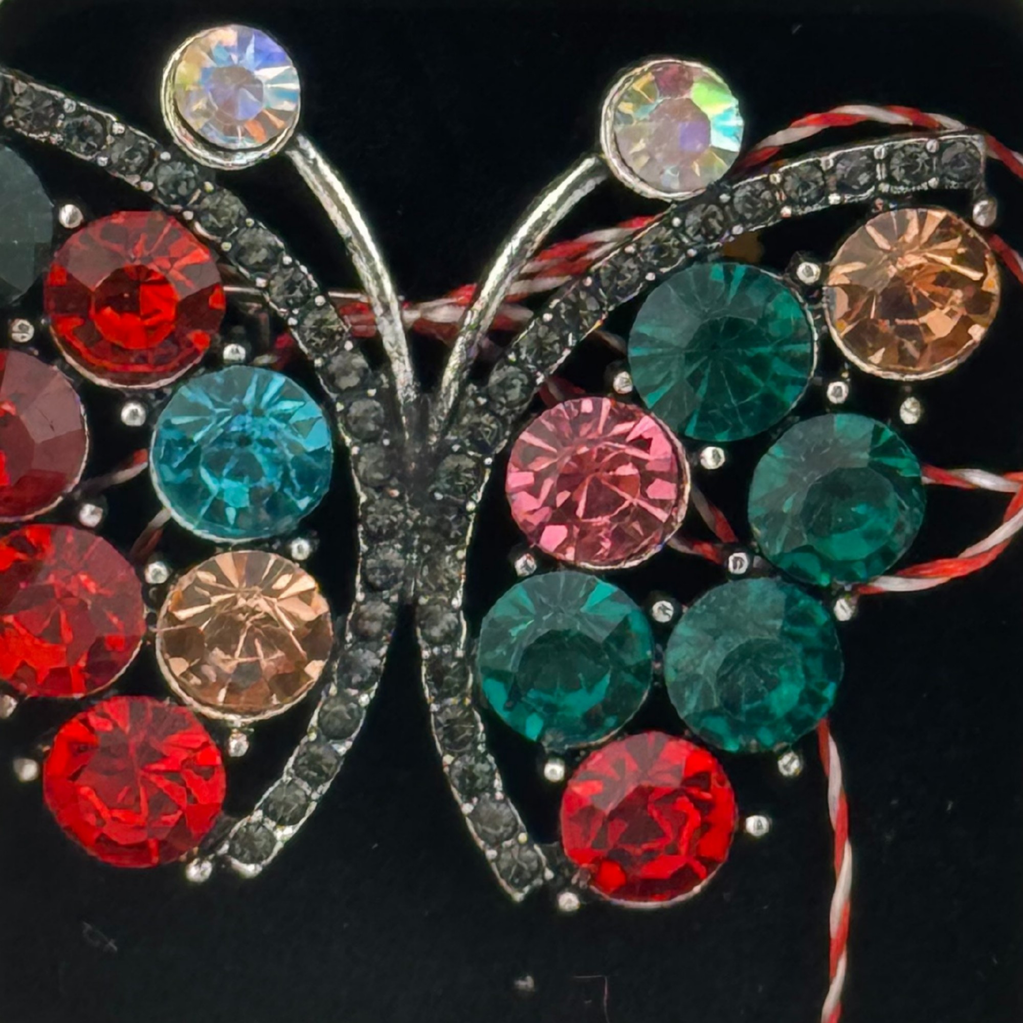 Martisor Brosa Medie, Jolie, Multicolora, Dimensiune Brosa 5 cm, Material Metal, Model Fluturas