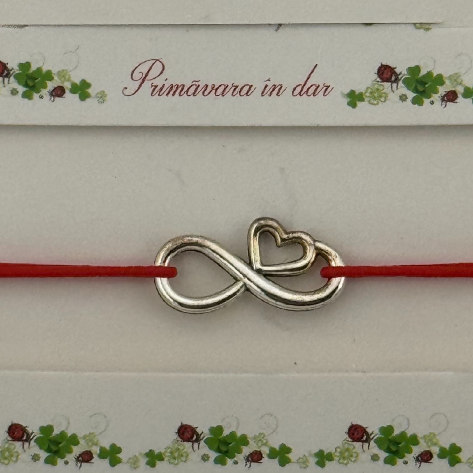 Martisor Bratara cu 2 Noduri Elastica, Jolie, Snur Rosu, Model Inimioare