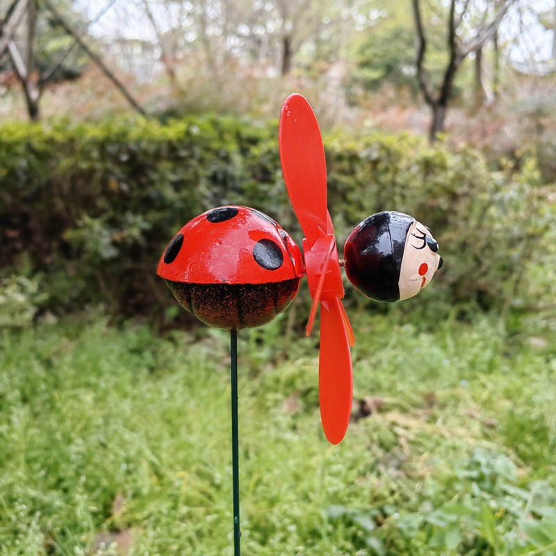Set 4 Figurine, Decoratiuni de Gradina, Flippy, Tip Morisca de Vant, Model Insecte, 57 x 12 cm, Multicolor