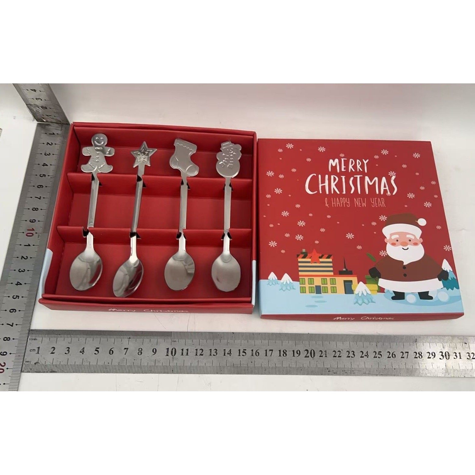 Set 4 Lingurite, Flippy, Tema Craciun, din Otel Inoxidabil, 4 Modele Festive, Cutie Cadou, 14 x 14 x 2.5 cm, Argintiu