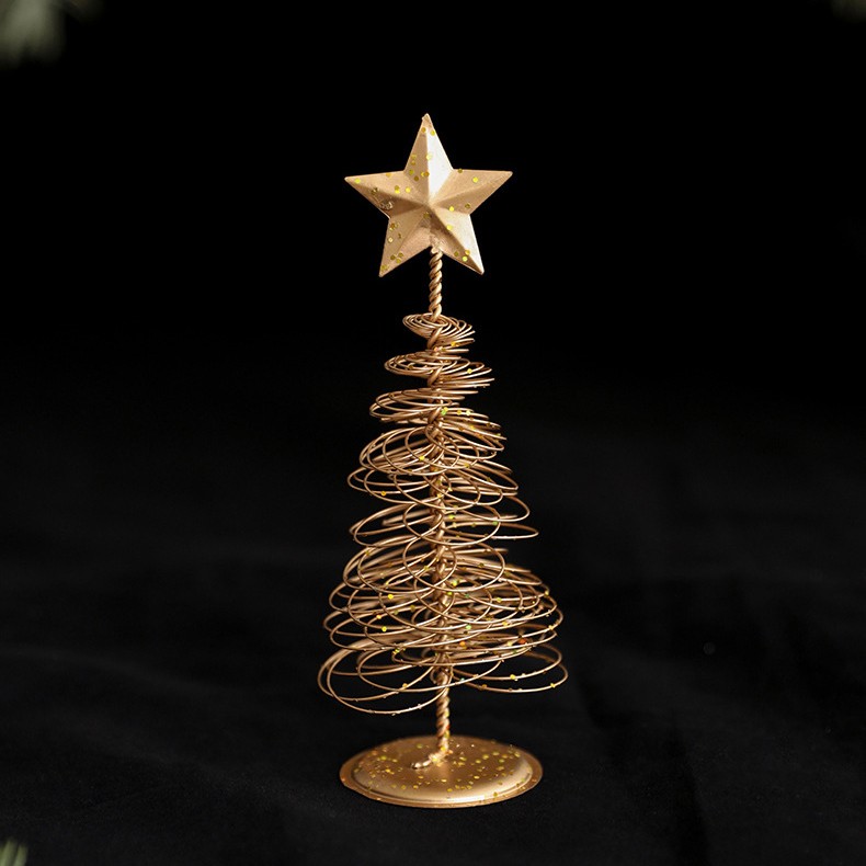 Brad de Craciun Ornament, Flippy, Decoratiune Brad micut din Metal, inaltime 16 x 6.5 x6.5 cm, Ornament de Craciun, Auriu
