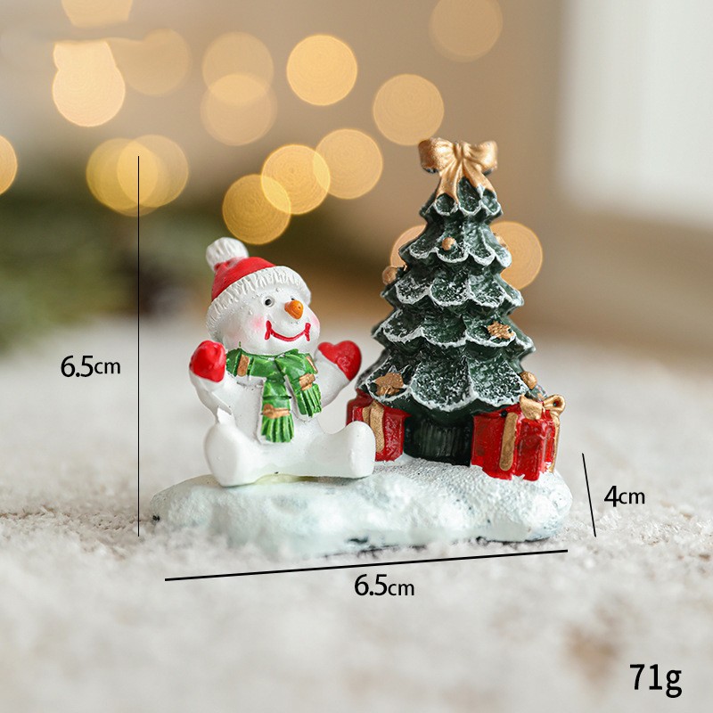 Ornament de Craciun din Rasina pentru Decor, Flippy, Model Om de Zapada cu Brad, Decoratiune de Birou pentru Craciun, 6.5 x 6.5 x 4 cm, Alb Verde