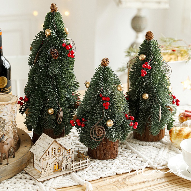 Decoratiune Craciun pentru Masa, Flippy, Ornament de Decor Model Brad de Craciun de Dimensiuni Mici, pentru Birou si Interior, din Plastic 26 x 12 x 12 cm, Verde Decoratiune Craciun pentru Masa, Flippy, Ornament de Decor Model Brad de Craciun de Dimensiuni Mici, pentru Birou si Interior, din Plastic 26 x 12 x 12 cm, Verde