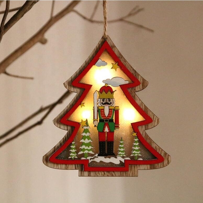Ornament de Brad, Flippy, cu Lumini LED, din Lemn, Figurina Spargatorul de Nuci, Model Brad, Multicolor