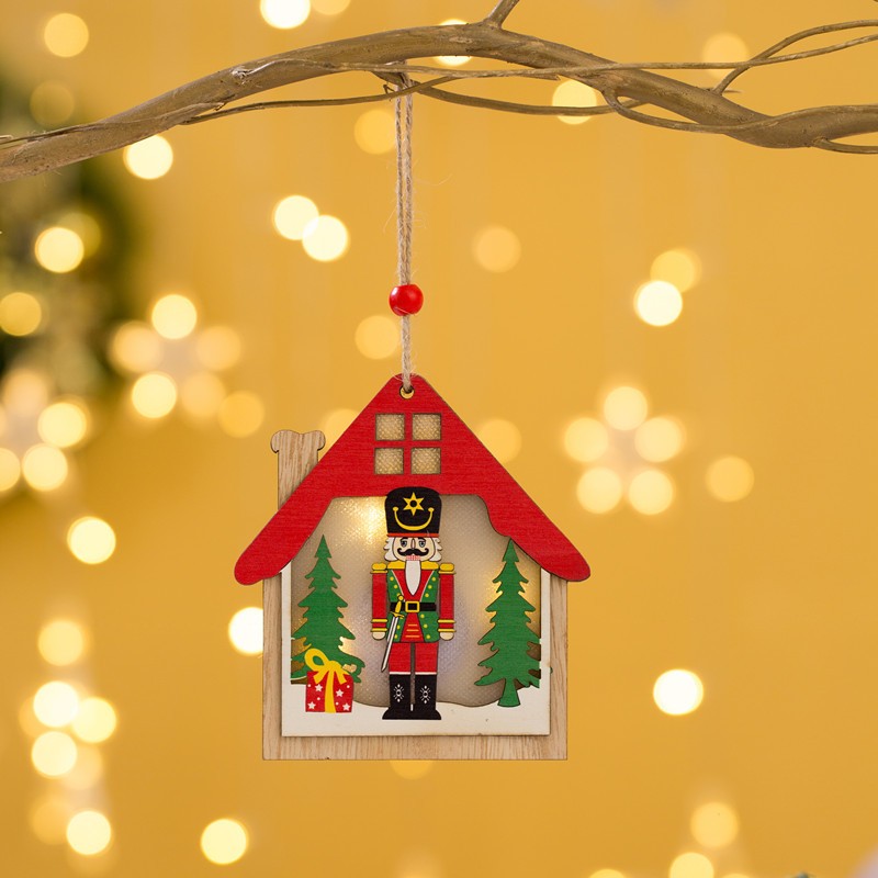 Ornament de Brad, Flippy, cu Lumini LED, din Lemn, Figurina Spargatorul de Nuci, Model Casuta, Multicolor