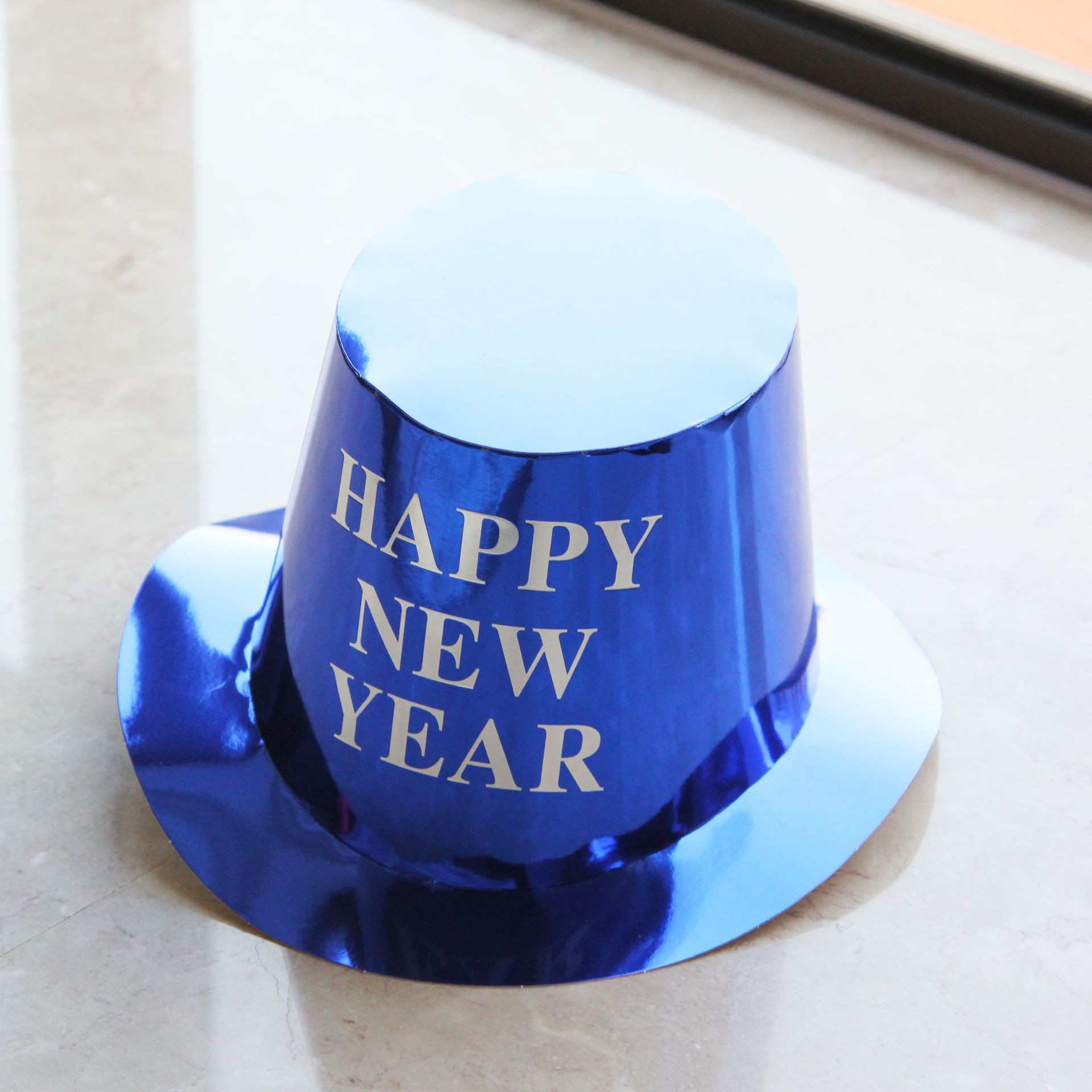 Palarie Happy New Year pentru Revelion, Flippy, Palarie Festiva de Anul Nou, Palarie Magica din Hartie, 29 x 25 x 15.5 cm Colorata Sclipitor Albastru