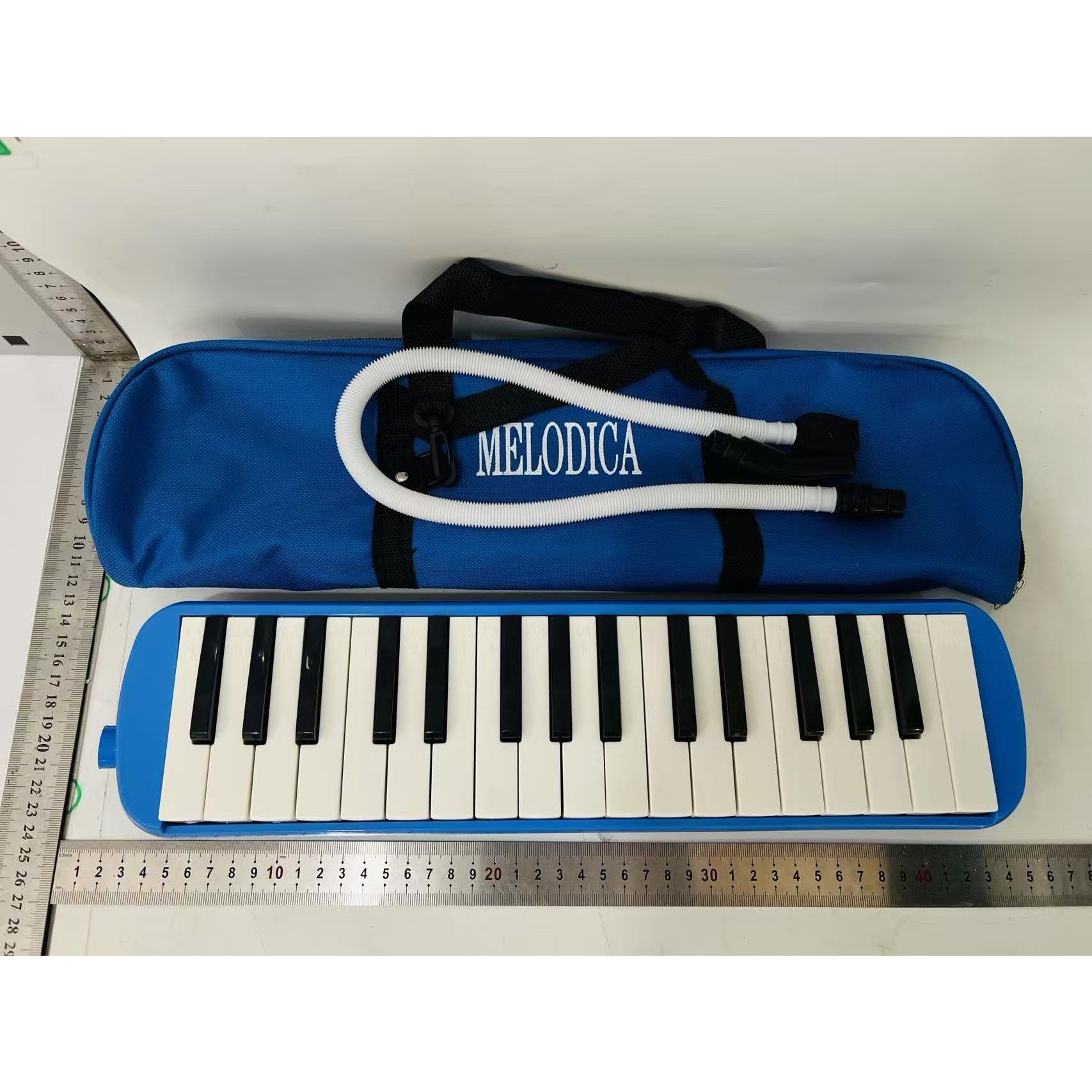 Muzicuta Melodica 32 Clape, Flippy, din ABS, pentru Incepatori, 45 x 13 x 7 cm, Include Husa si Suflator, Albastru