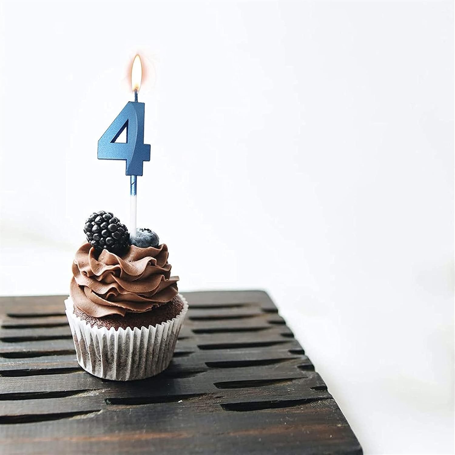 Lumanare Cifra 4, Flippy, Model Diamond, 5 x 3.4 cm, Albastru