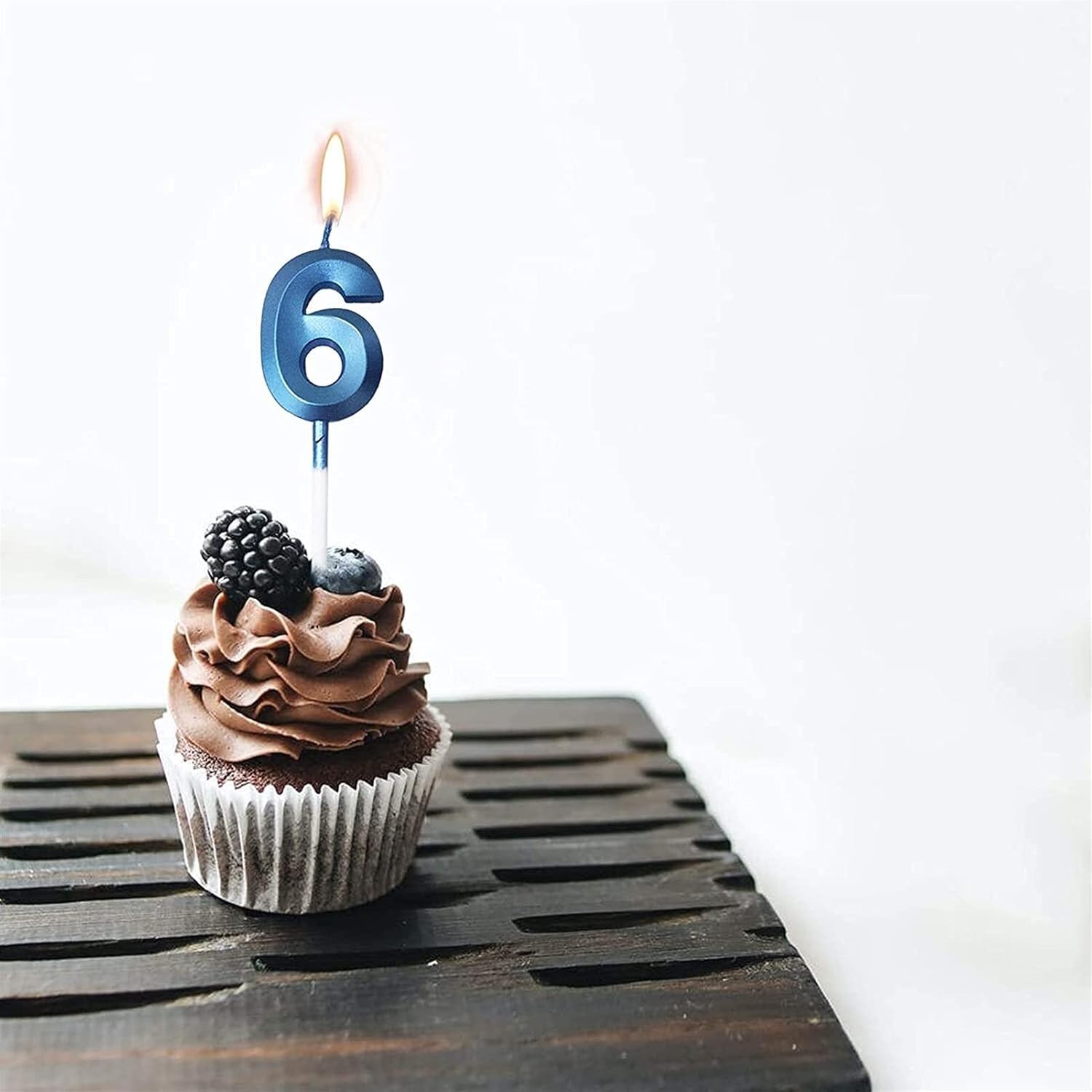 Lumanare Cifra 6, Flippy, Model Diamond, 5 x 3.4 cm, Albastru