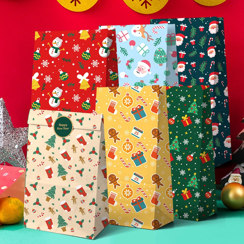Set 12 Pungi de Cadou, Flippy, Tema Craciun, cu Motive Festive, 12 Stickere Incluse, 24 x 13 x 8 cm, din Hartie, Multicolor