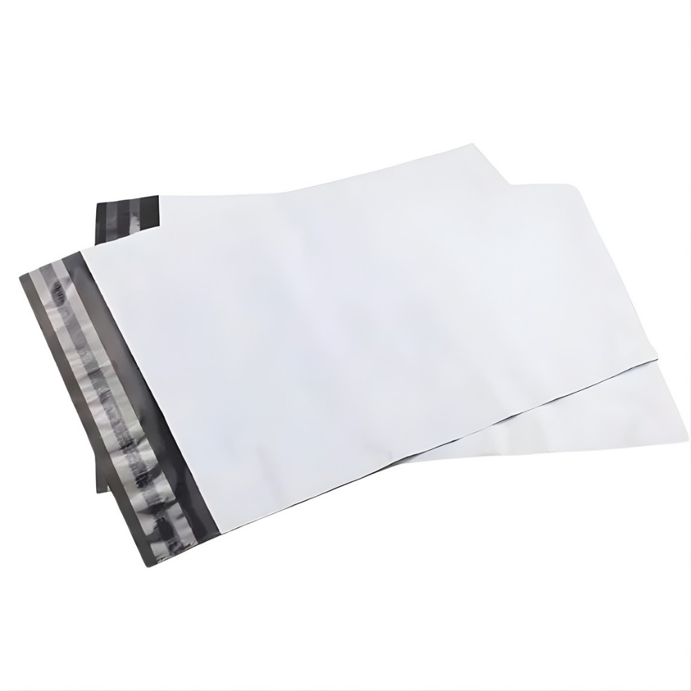 Set 500 Pungi Curierat, 500x700x40mm, Grosime 50 Microni, Banda Adeziva pentru Sigilare, Alb la Exterior, Negru la Interior