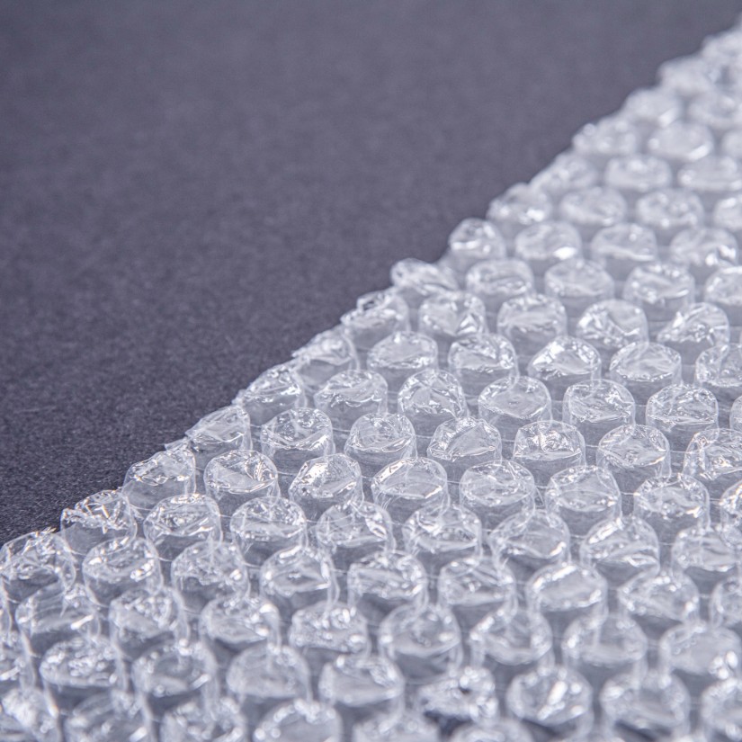 Rola Folie cu Bule, Flippy, Lungime 100 m, Latime 0.5 m, 40 Grame pe mp, pentru Ambalare si Protectie, Transparenta