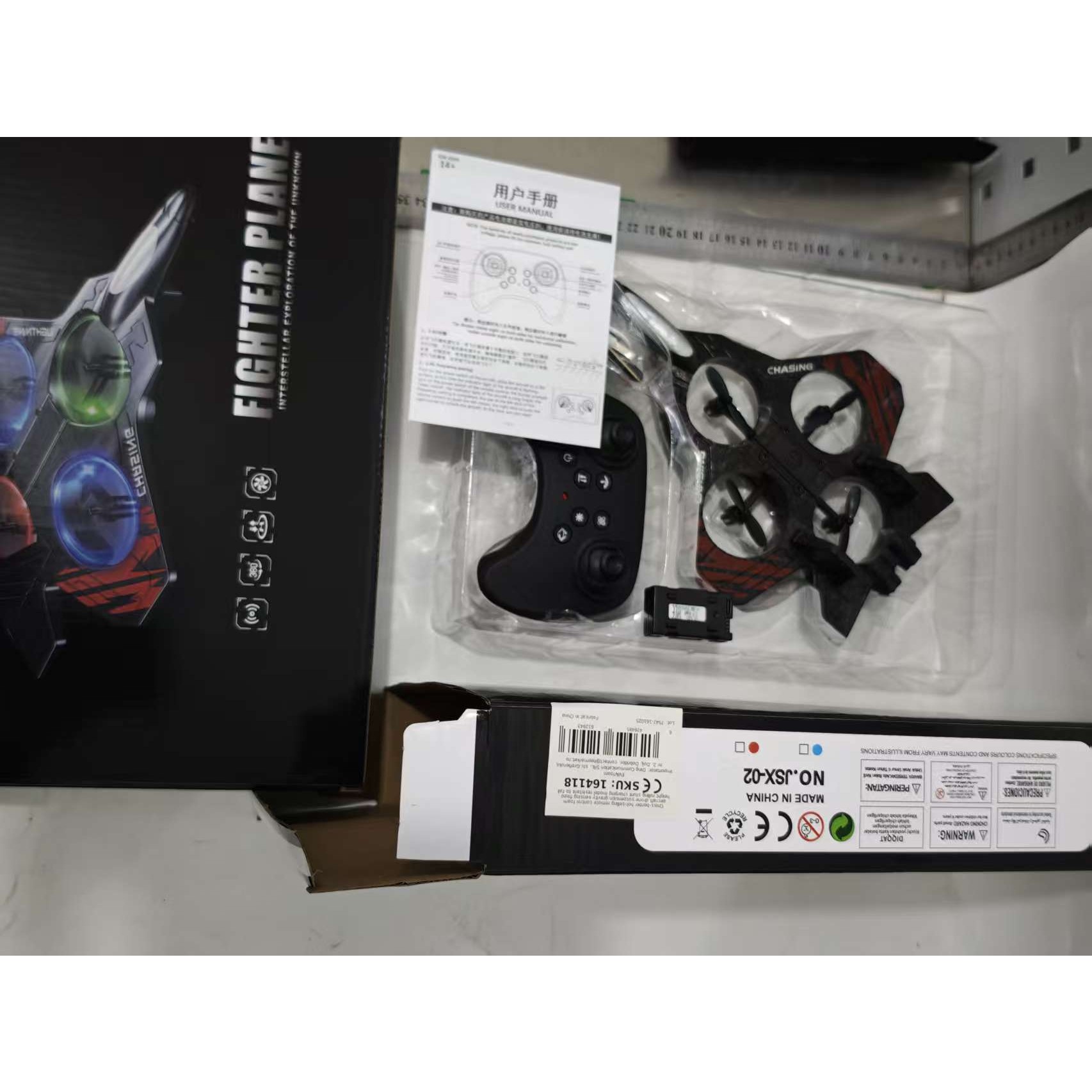 Jucarie Aeronava de Lupta, Flippy, Rezistent, Incarcare USB, cu Telecomanda, Lumini, Negru-Rosu