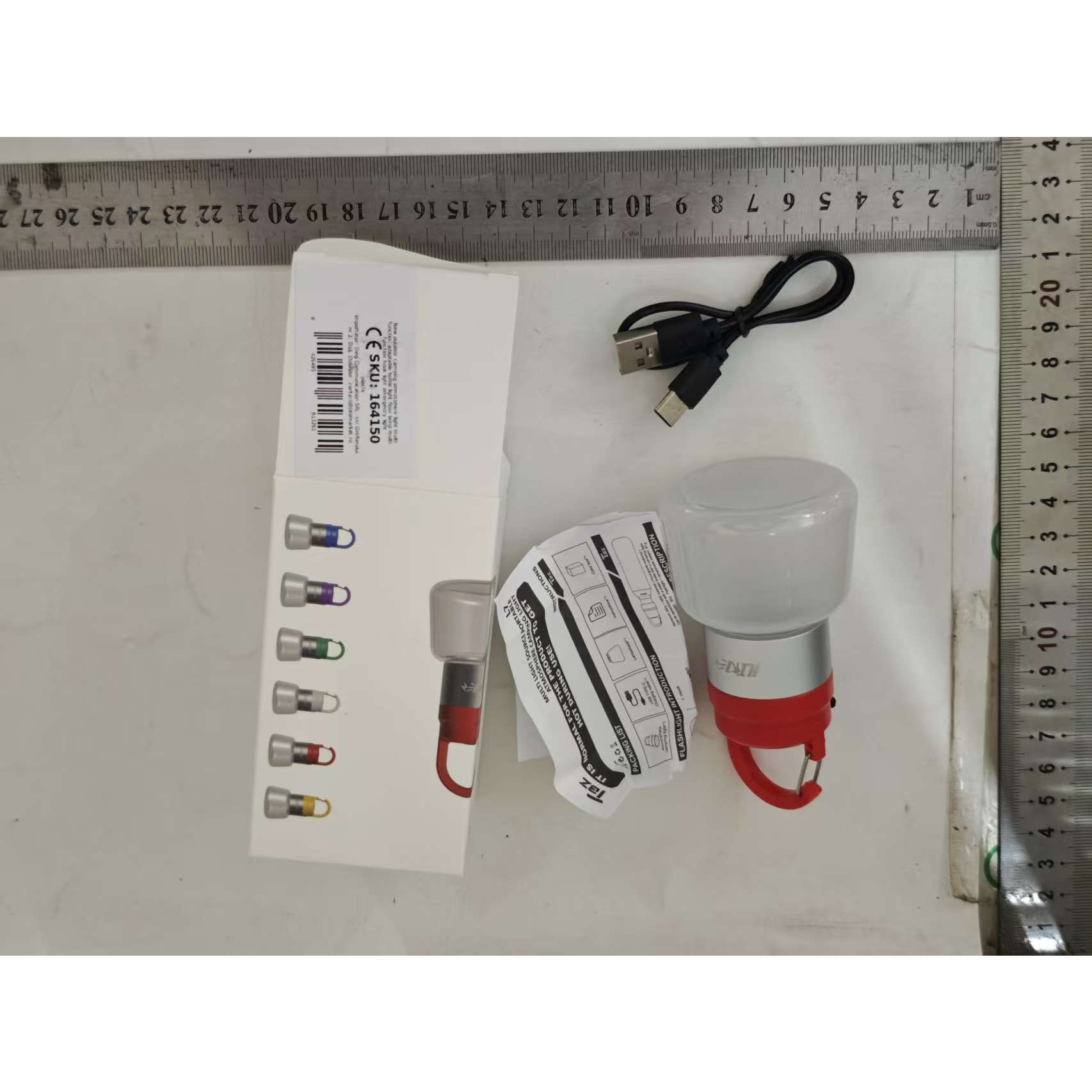 Lampa Portabila, Flippy, de Voiaj/Camping, Incarcare USB, IPX5, LED RGB, din ABS, 300 mAh, 10 x 5.5 x 5.5 cm, Rosu