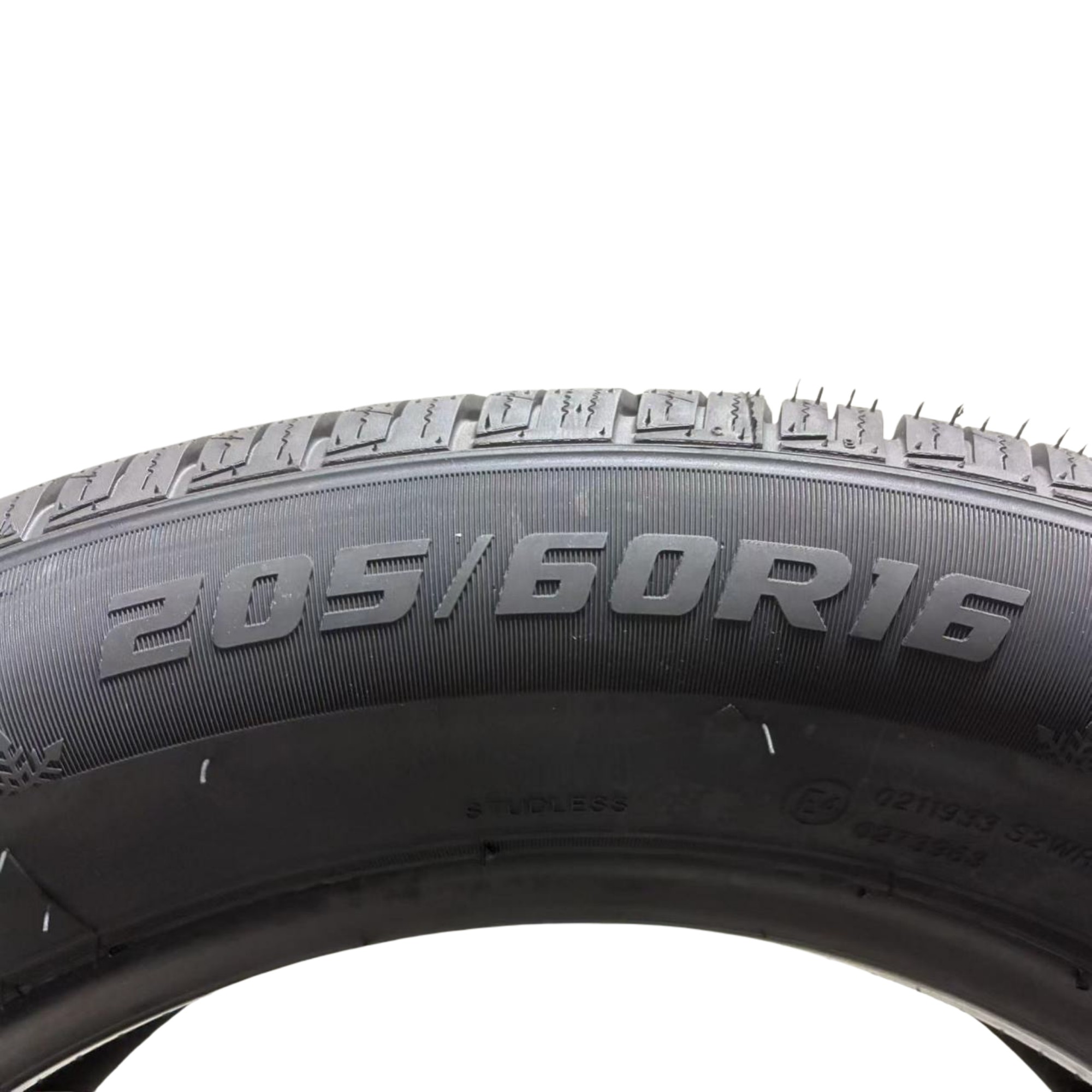 Anvelopa Iarna LANVIGATOR WINTERGRIP HP 205/60R16 96H XL, Aderenta Sporita pe Zapada si Umed, Confort si Durabilitate