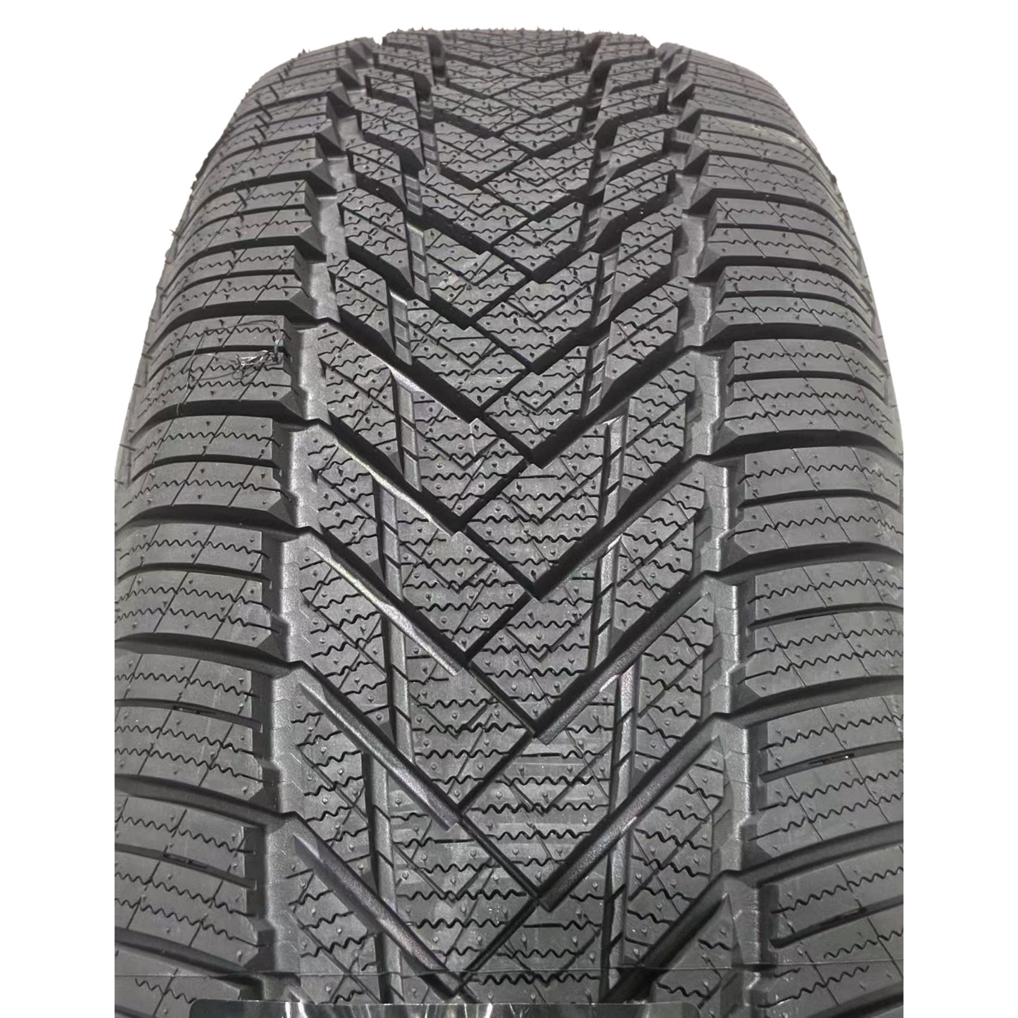 Anvelopa Iarna LANVIGATOR WINTERGRIP HP 205/60R16 96H XL, Aderenta Sporita pe Zapada si Umed, Confort si Durabilitate