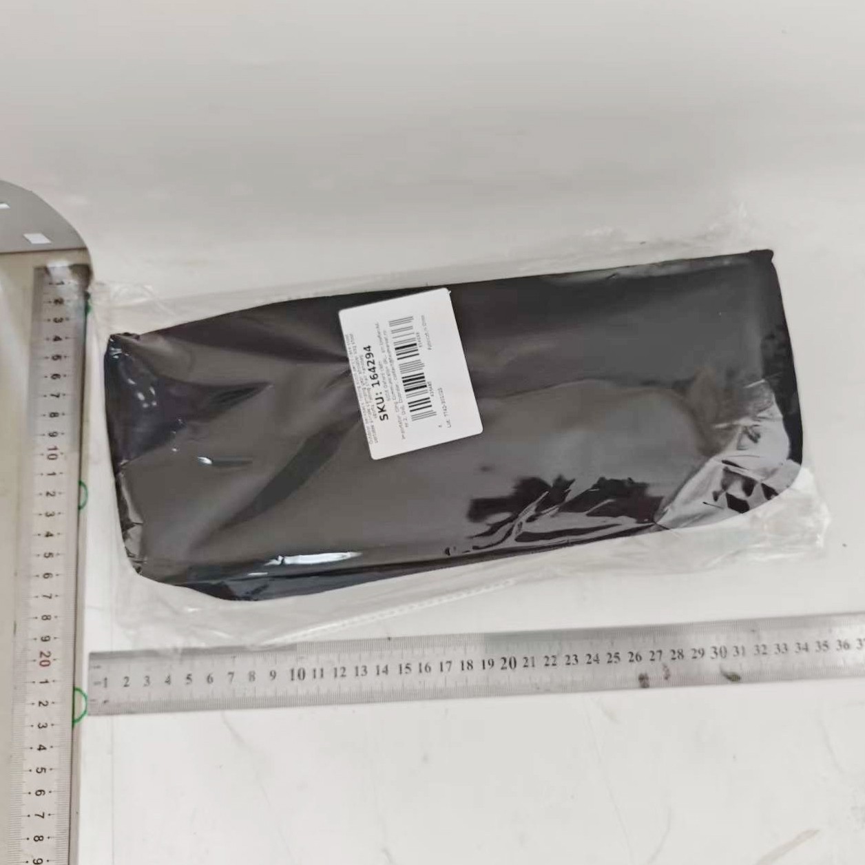 Scaun Taburet Pliabil pentru Camping, Flippy, pentru Adulti, Scaun Portabil, Pescuit, din Panza Oxford si Cadru Metalic, Mare 31 x 29 x 25 cm, Negru