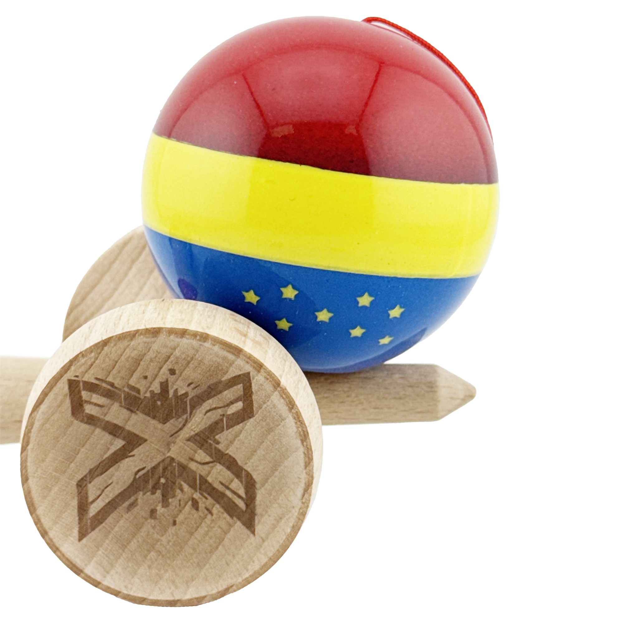 Kendama X Originala, Profesionala, Flippy, Tricolor Edition cu Stele, Super Sticky cu Cupe Mari KING SIZE V3, Rulment Metalic si Gaura in Baza, din Lemn 18 cm, Ata 62/65 cm, Multicolor