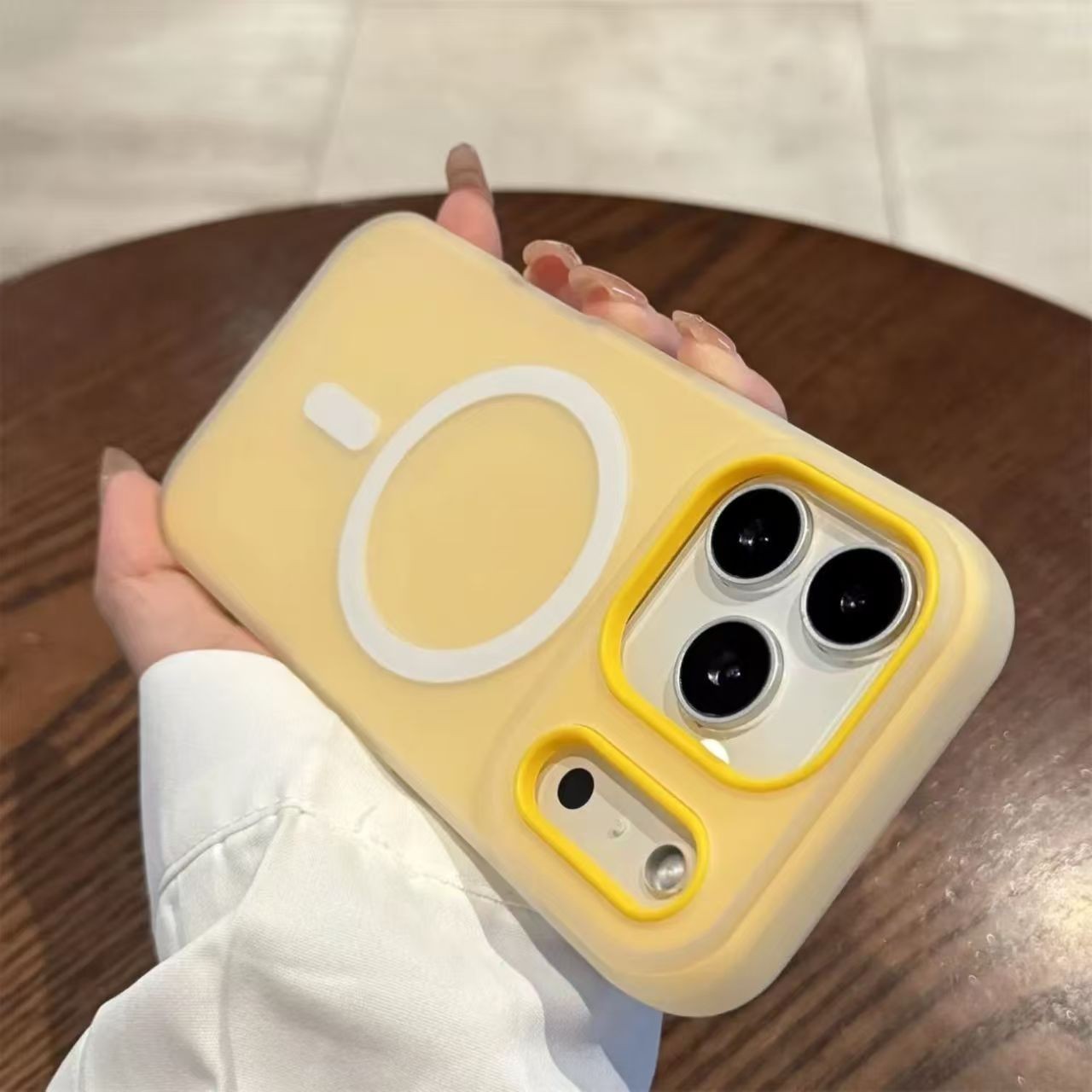 Husa Telefon Jelly Magnetic 2in1, Flippy, Compatibila cu Apple iPhone 17 Pro Max, din PC+TPU, Magsafe, Finisaj Mat, Portocaliu