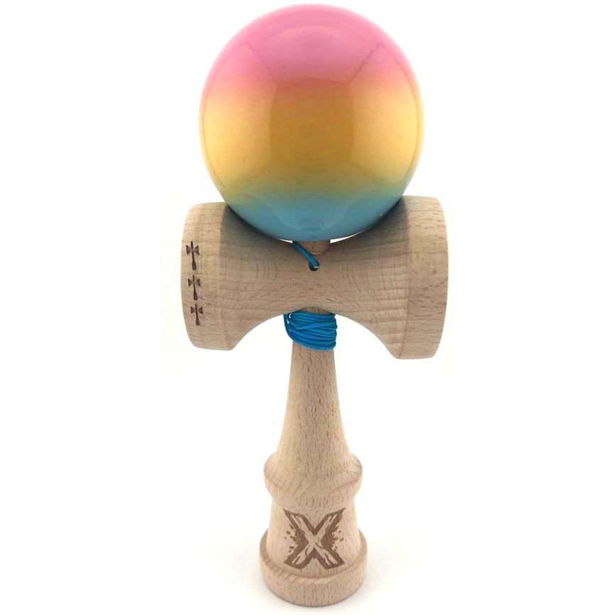 Kendama X Originala, Profesionala, Flippy, Big Cups V2, Super Sticky cu Cupe Mari, din lemn 18 cm, Rulment Metalic cu Ata 55 cm, Roz/Galben/Albastru