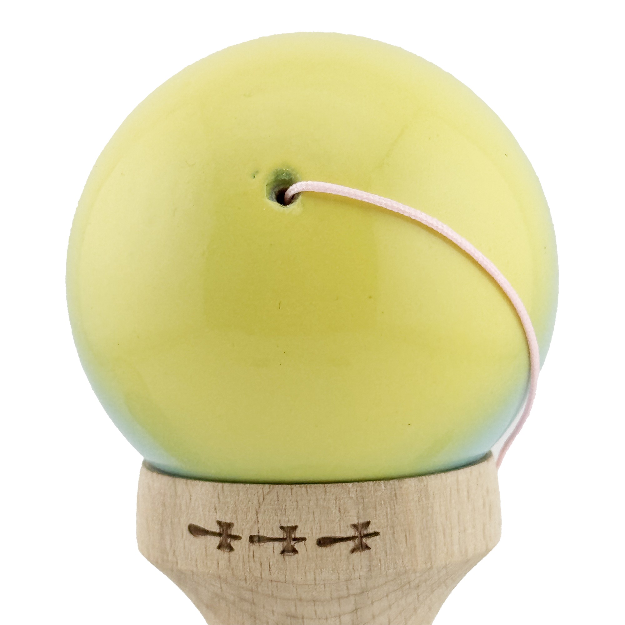 Kendama X Originala, Profesionala, Flippy, Big Cups V2, Super Sticky cu Cupe Mari, din lemn 18 cm, Rulment Metalic cu Ata 55 cm, Galben/Albastru/Verde
