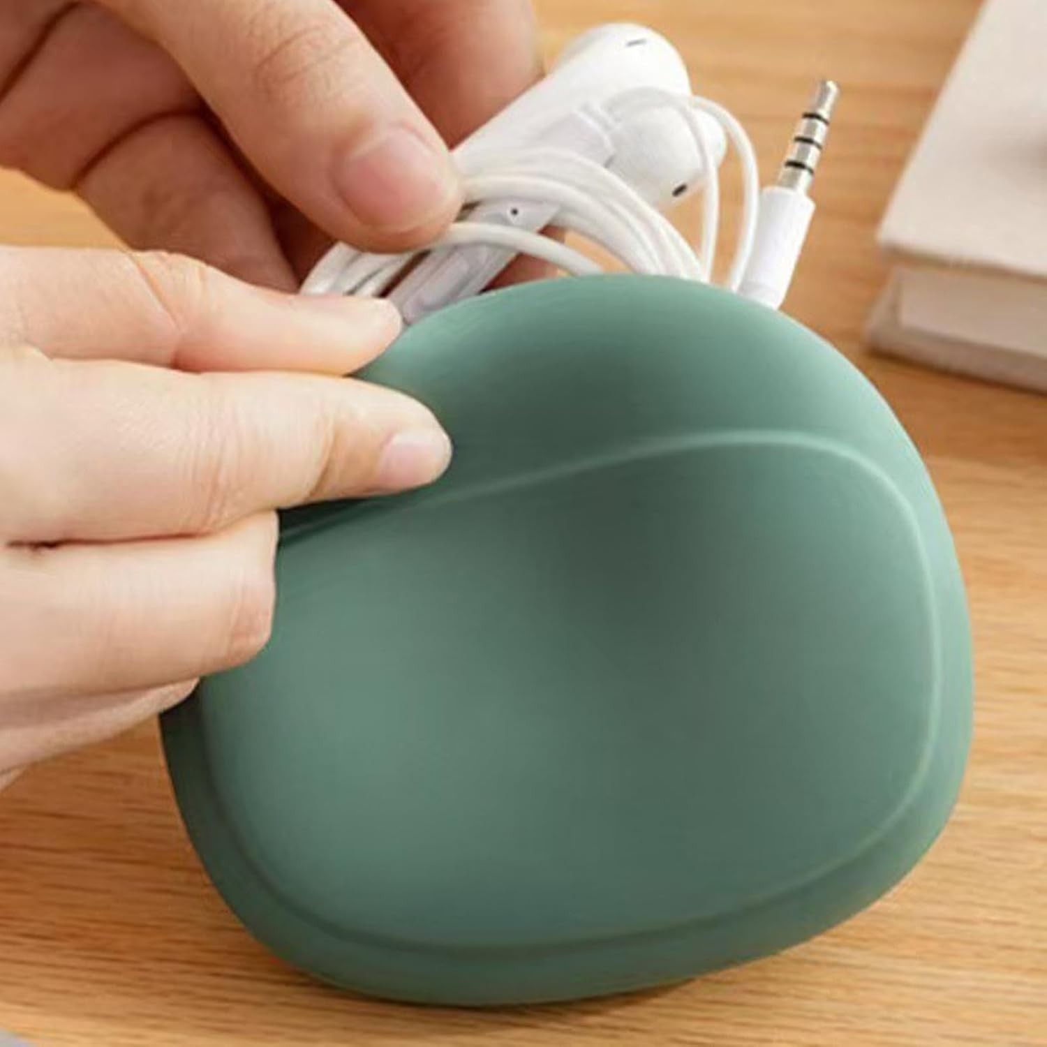 Husa din Silicon, Flippy, pentru Casti, Cabluri, Portabil, 8.5 x 10 x 2 cm, Gri