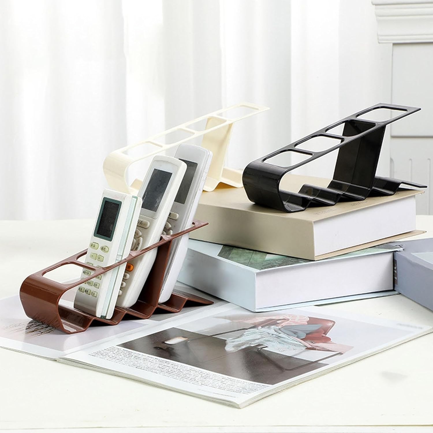 Suport de Birou, Flippy, din Plastic, pentru Telecomenzi, Telefoane, 18 x 7 x 9 cm, Maro