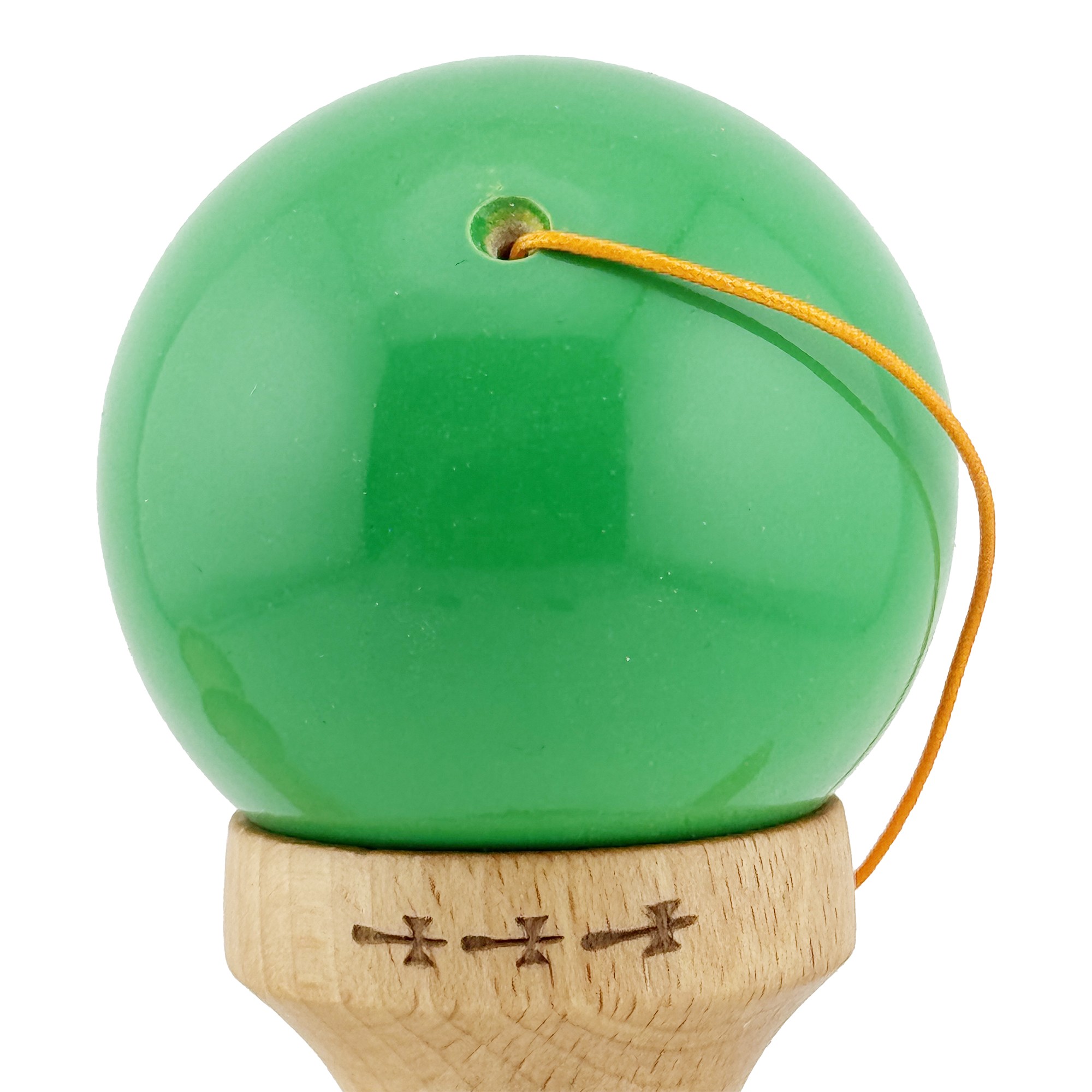 Kendama X Originala, Profesionala, Flippy, Big Cups V2, Super Sticky cu Cupe Mari, din lemn 18 cm, Rulment Metalic cu Ata 55 cm, Verde/Alb